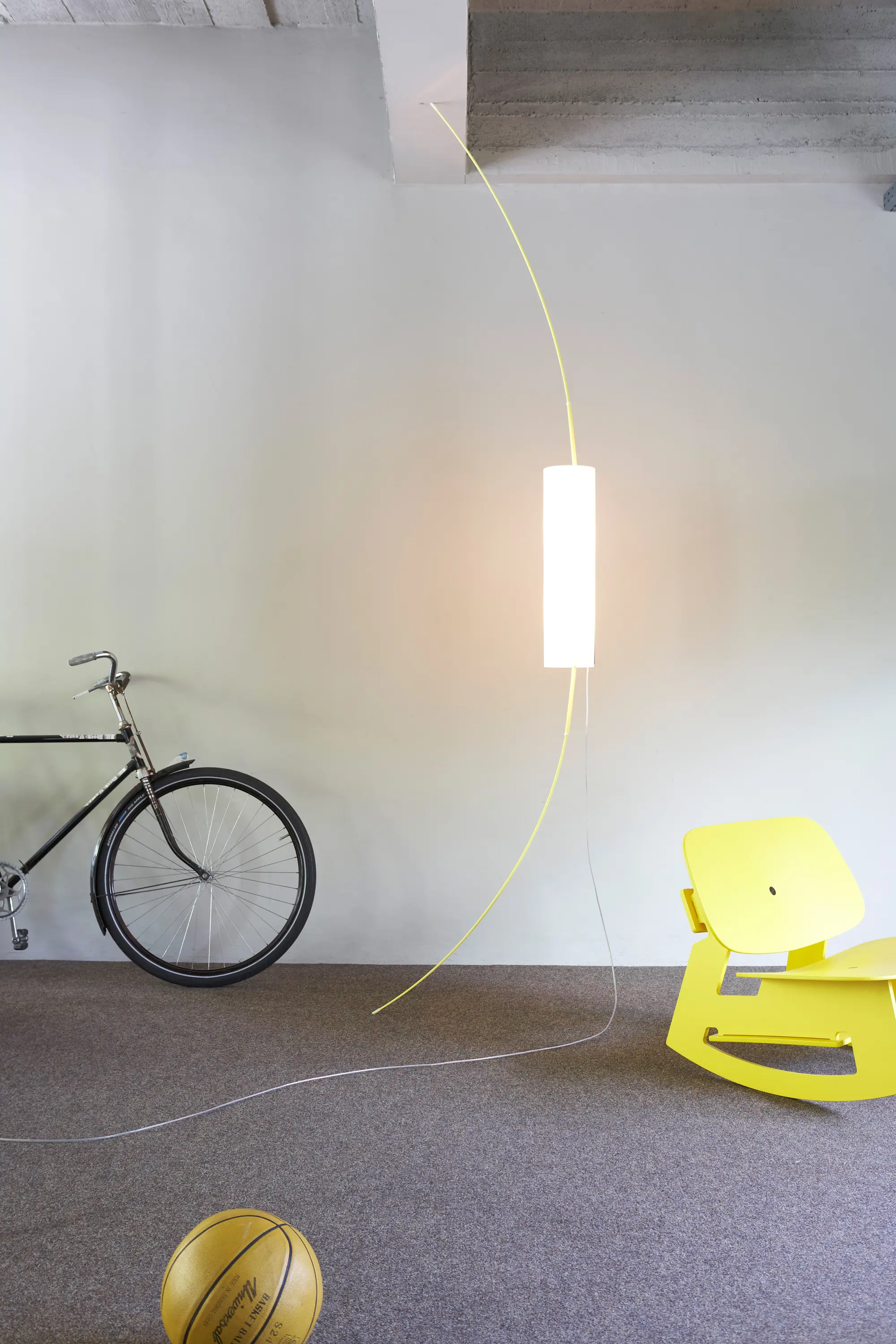 pliet - Between -Tension Lamp