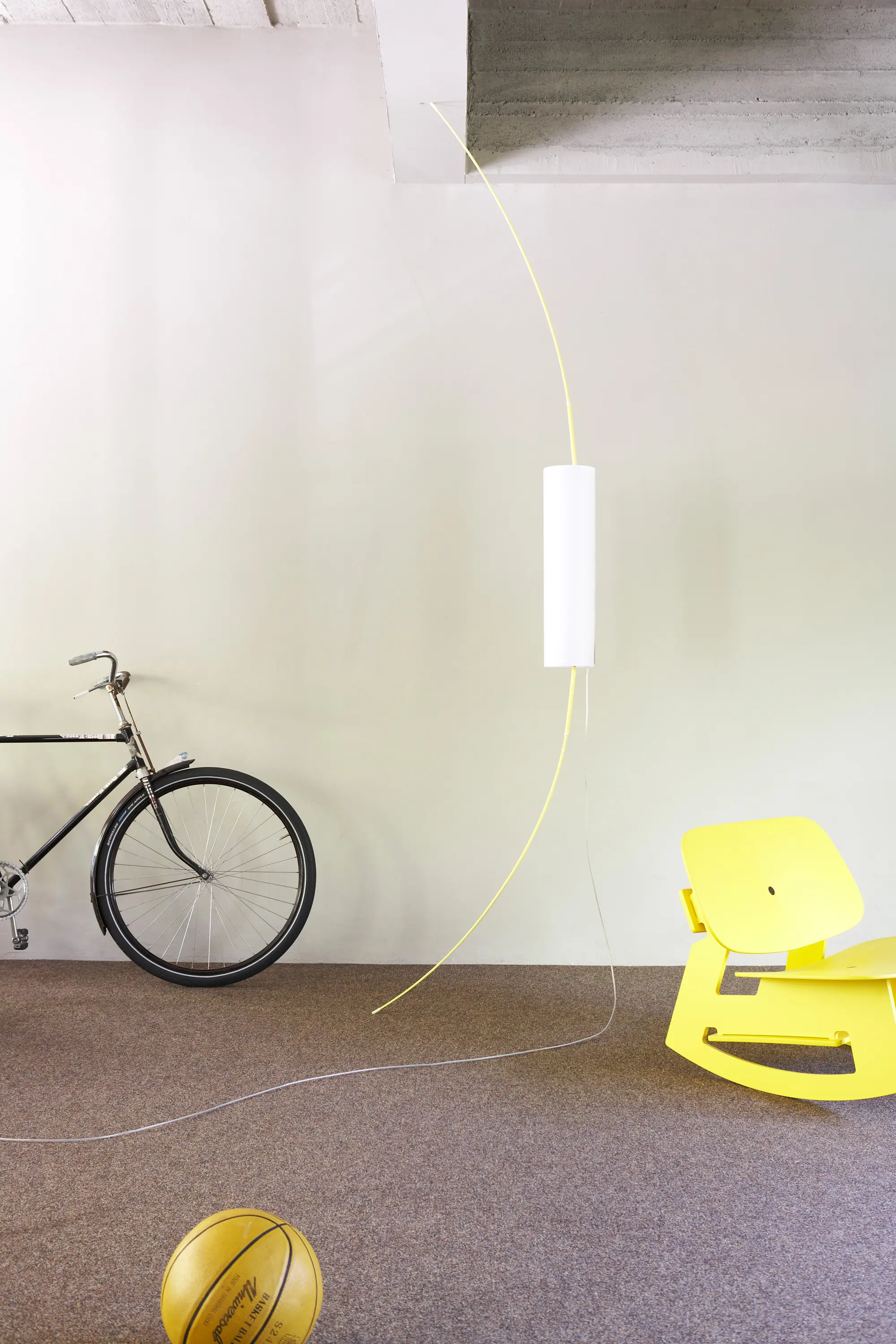 pliet - Between -Tension Lamp