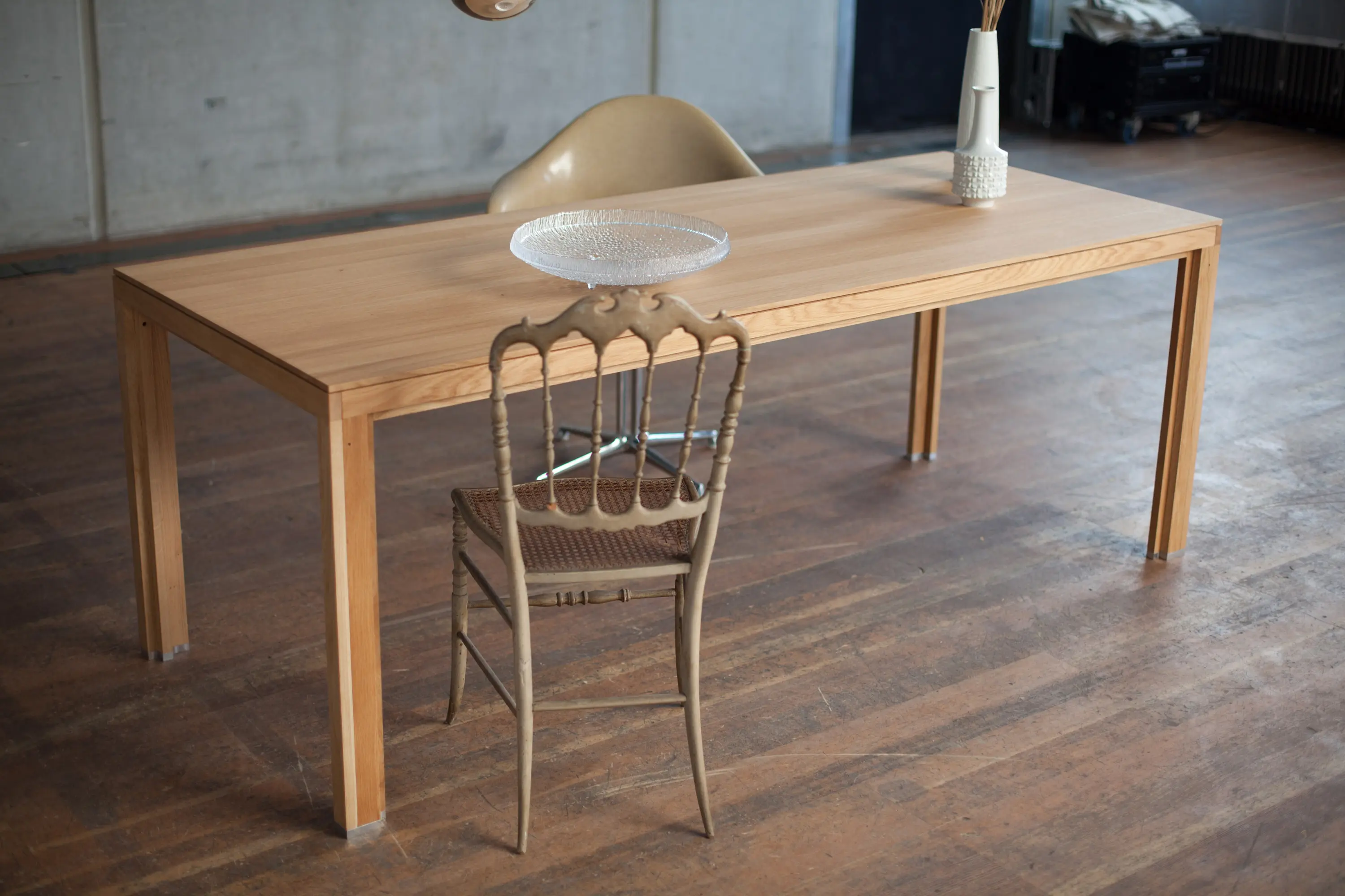 Alvari - Dining table solid wood oak top