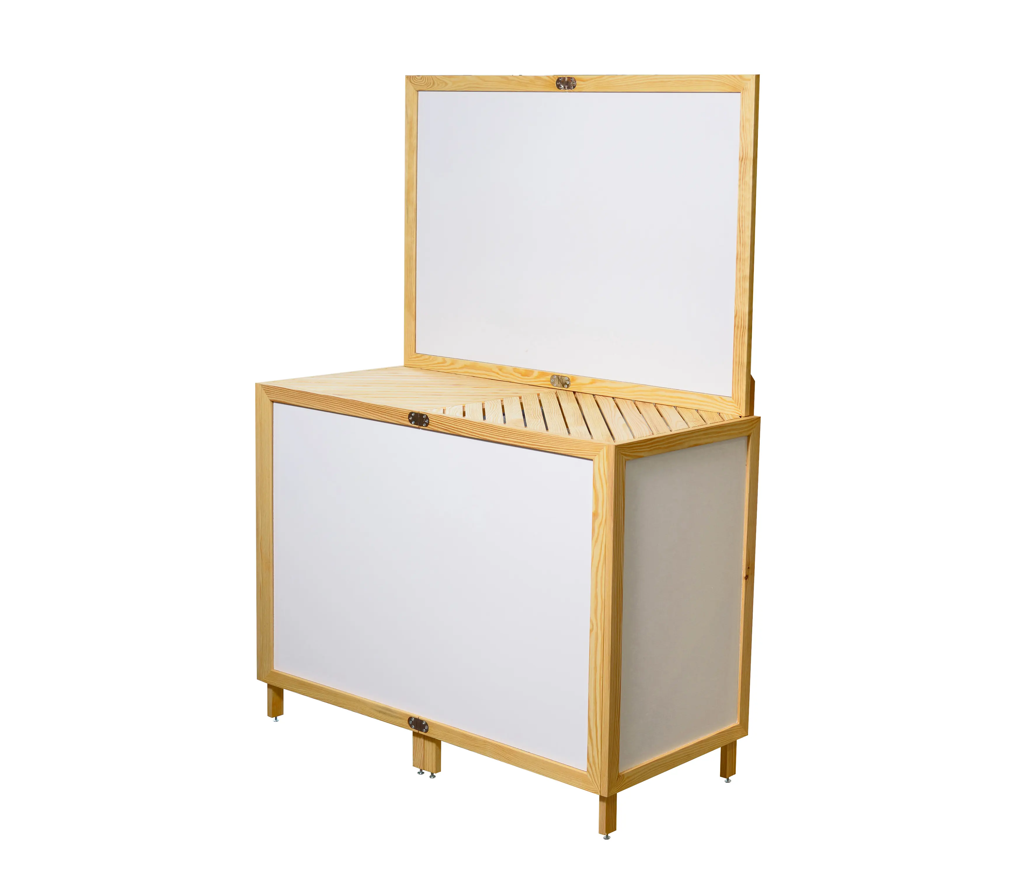 Alvari - Fair display