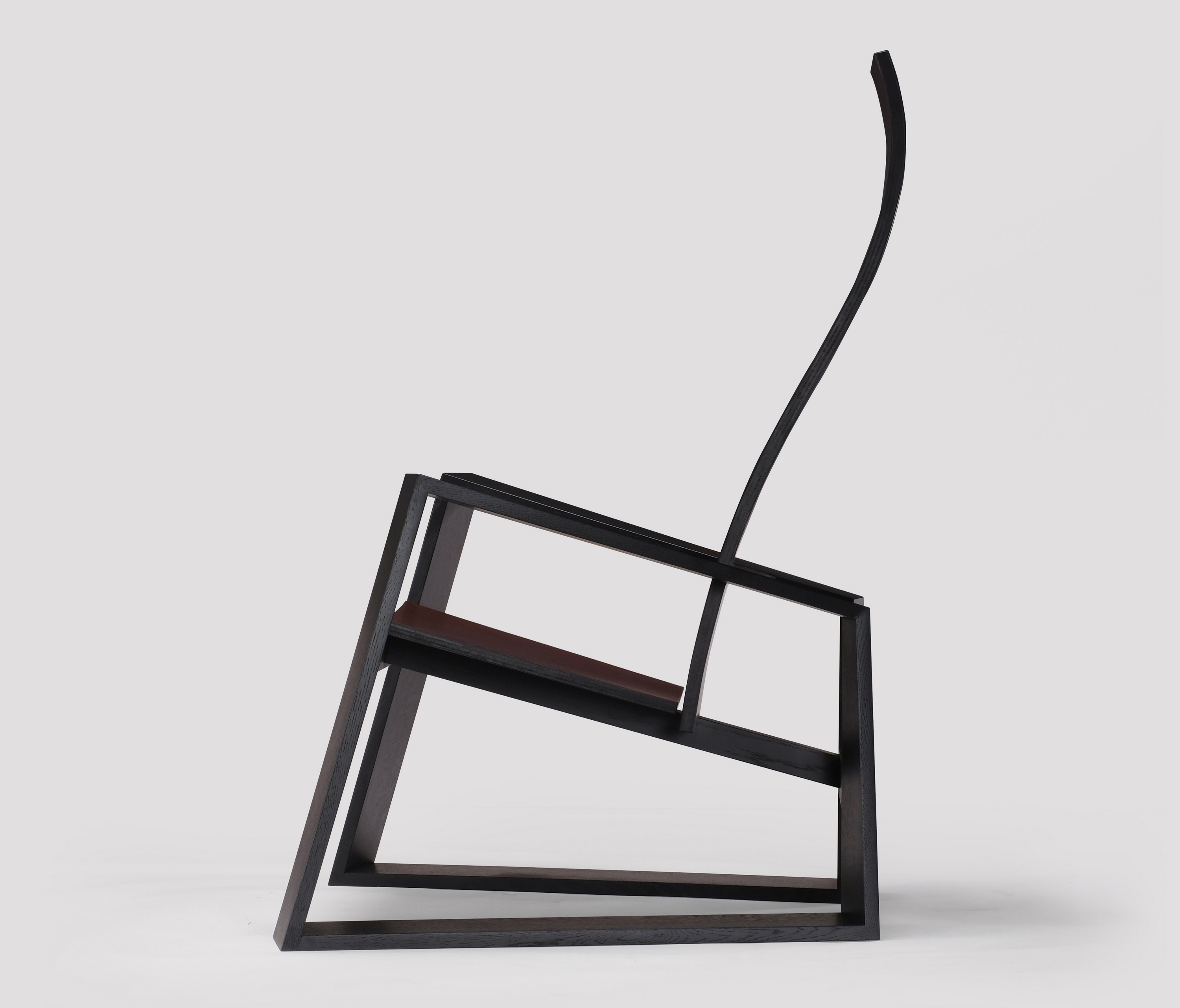 Display product independent fade lounger from manufacturer Skram
