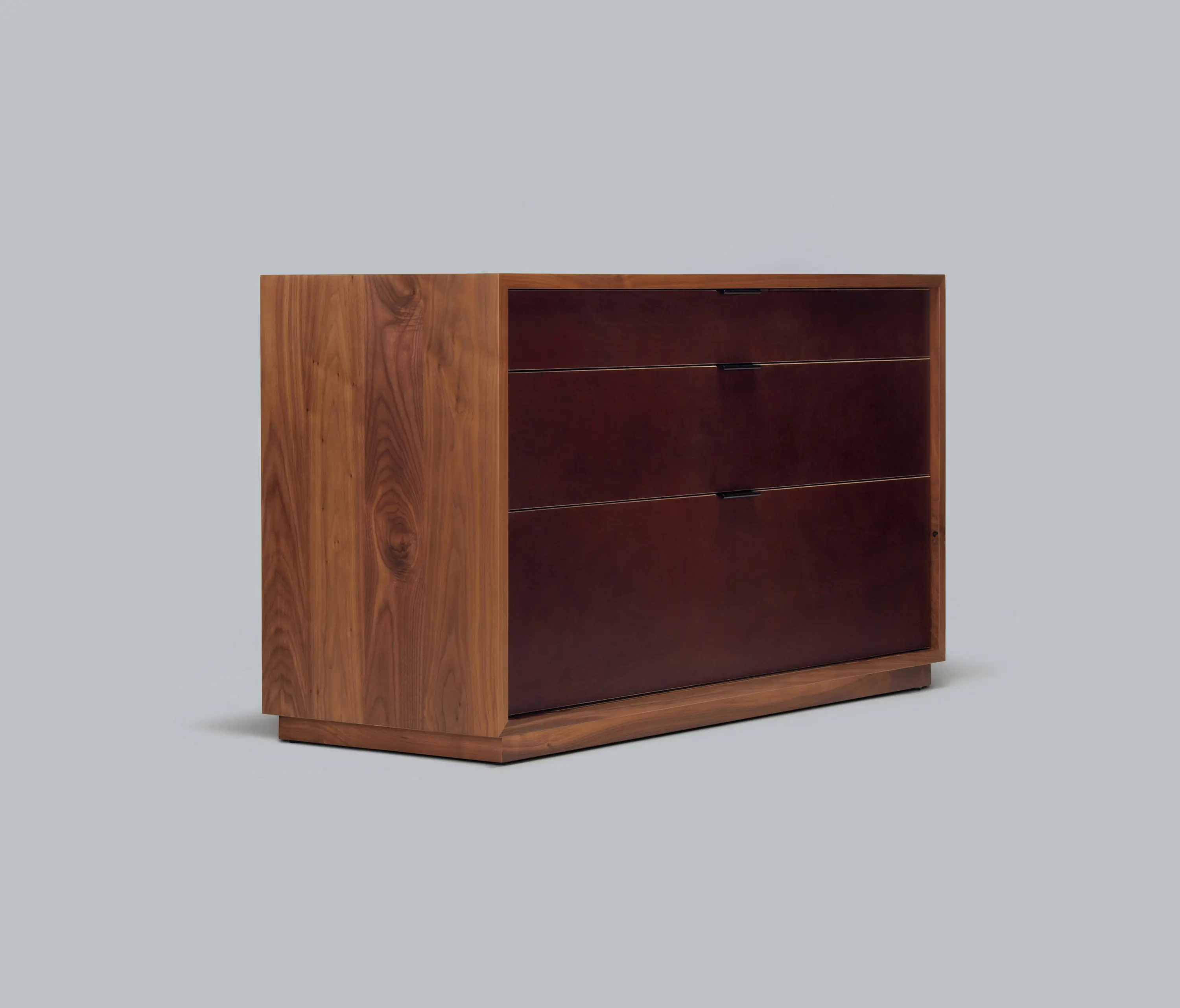 Skram - lineground 3-drawer horizontal bureau