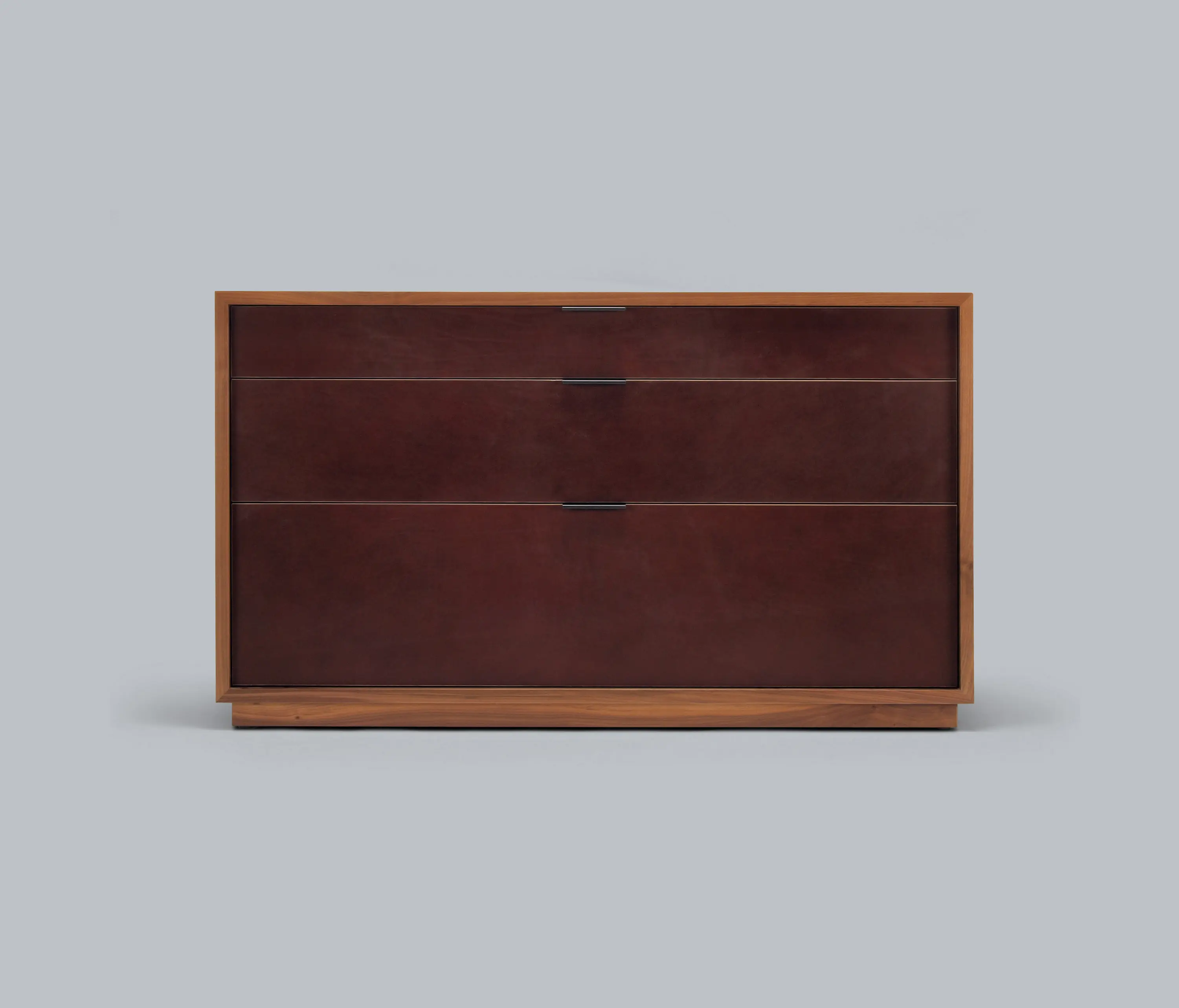 Skram - lineground 3-drawer horizontal bureau