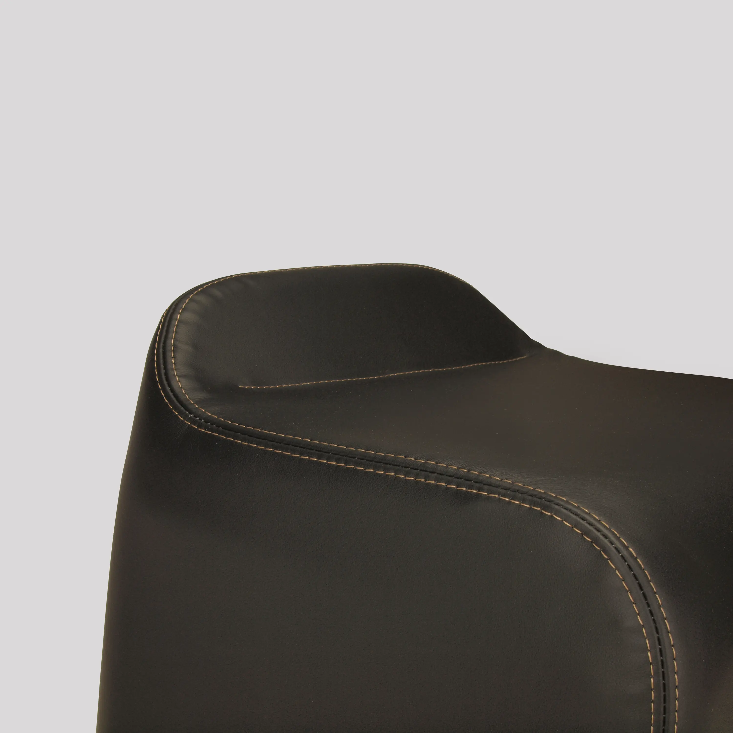 Skram - independent saddlestool-counter/bar