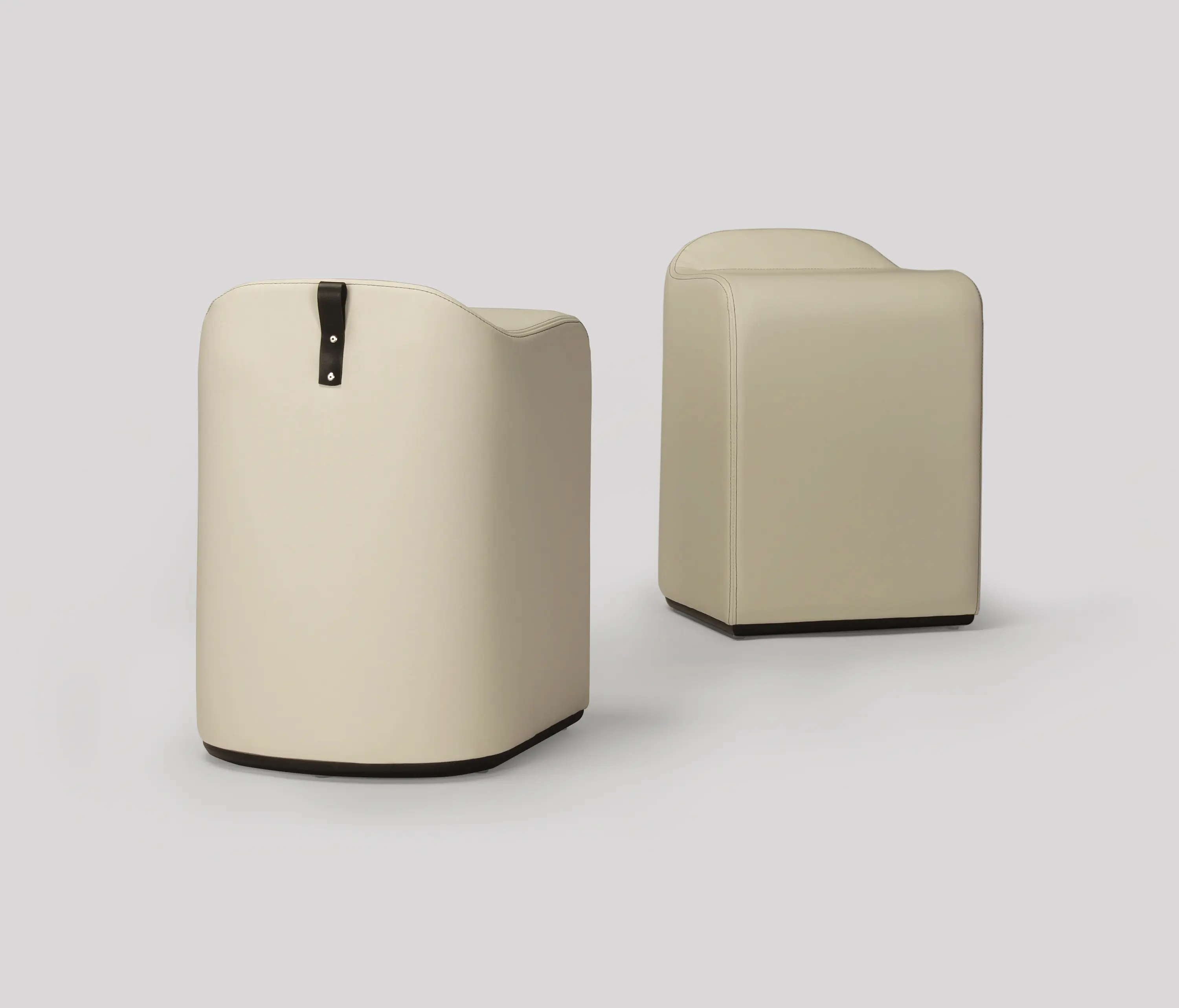 Skram - independent saddlestool-dining