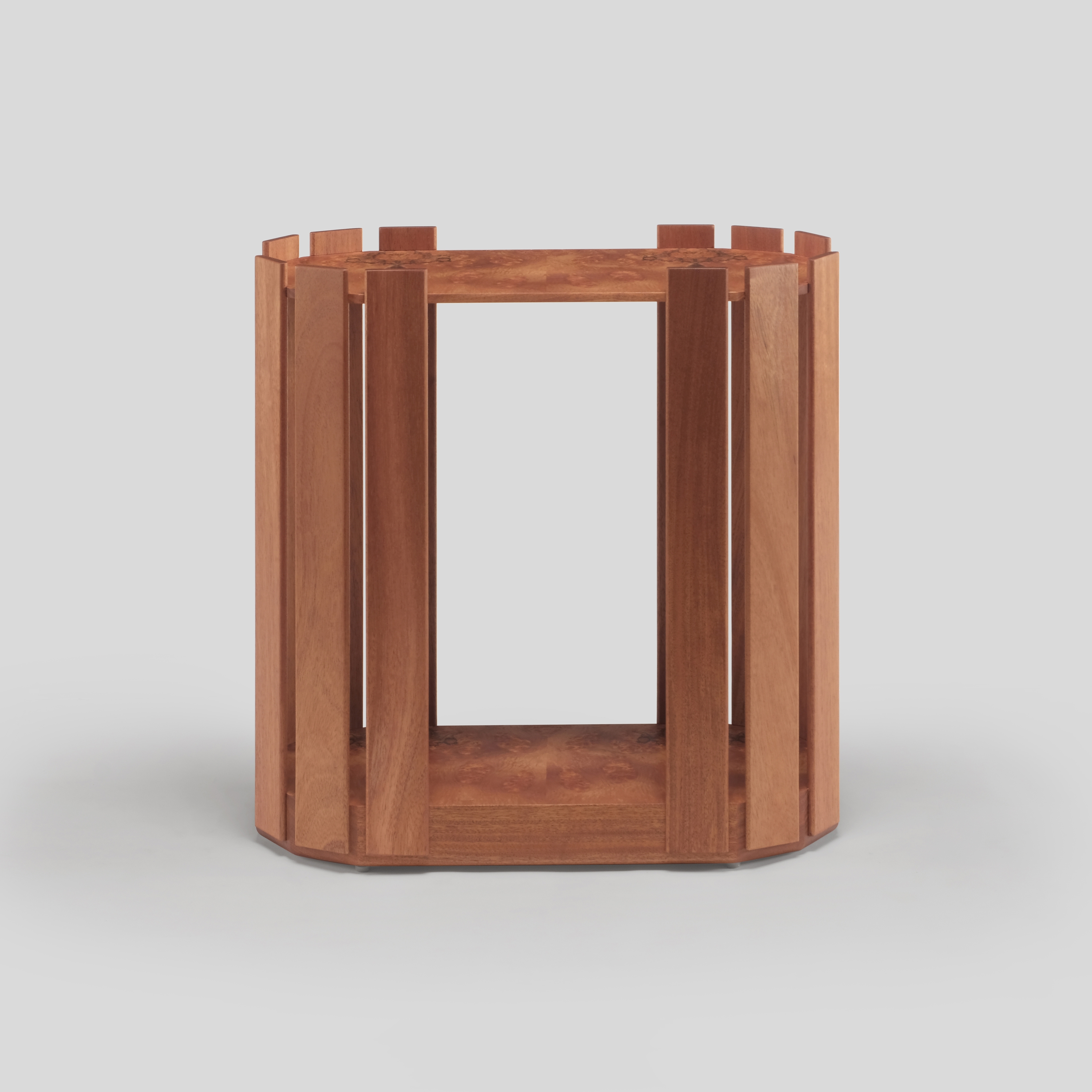 Produkt independent stave side table des Herstellers Skram anzeigen