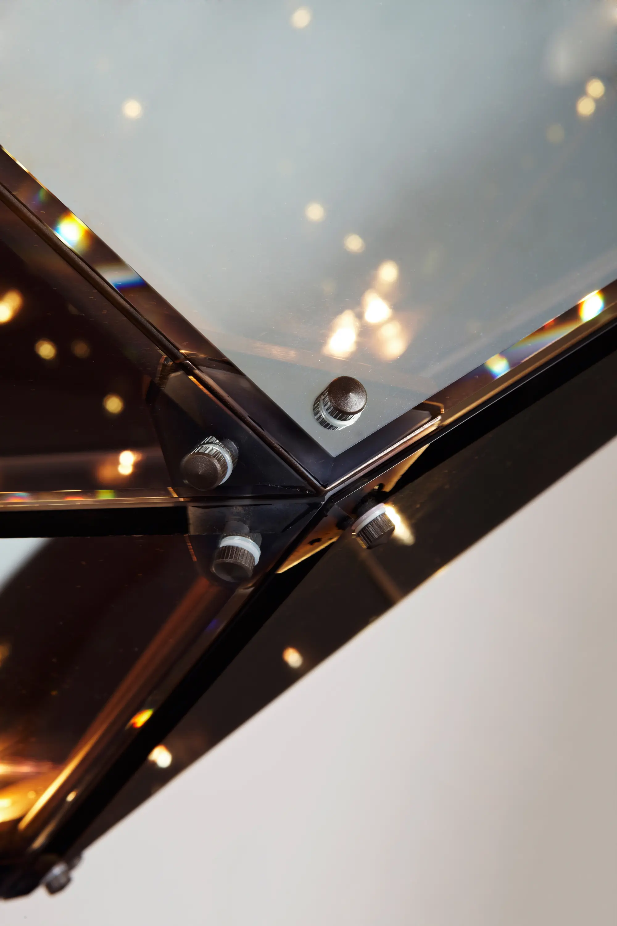 Roll & Hill - Maxhedron 42 inches - Horizontal (Oil-rubbed bronze/Transparent mirror)