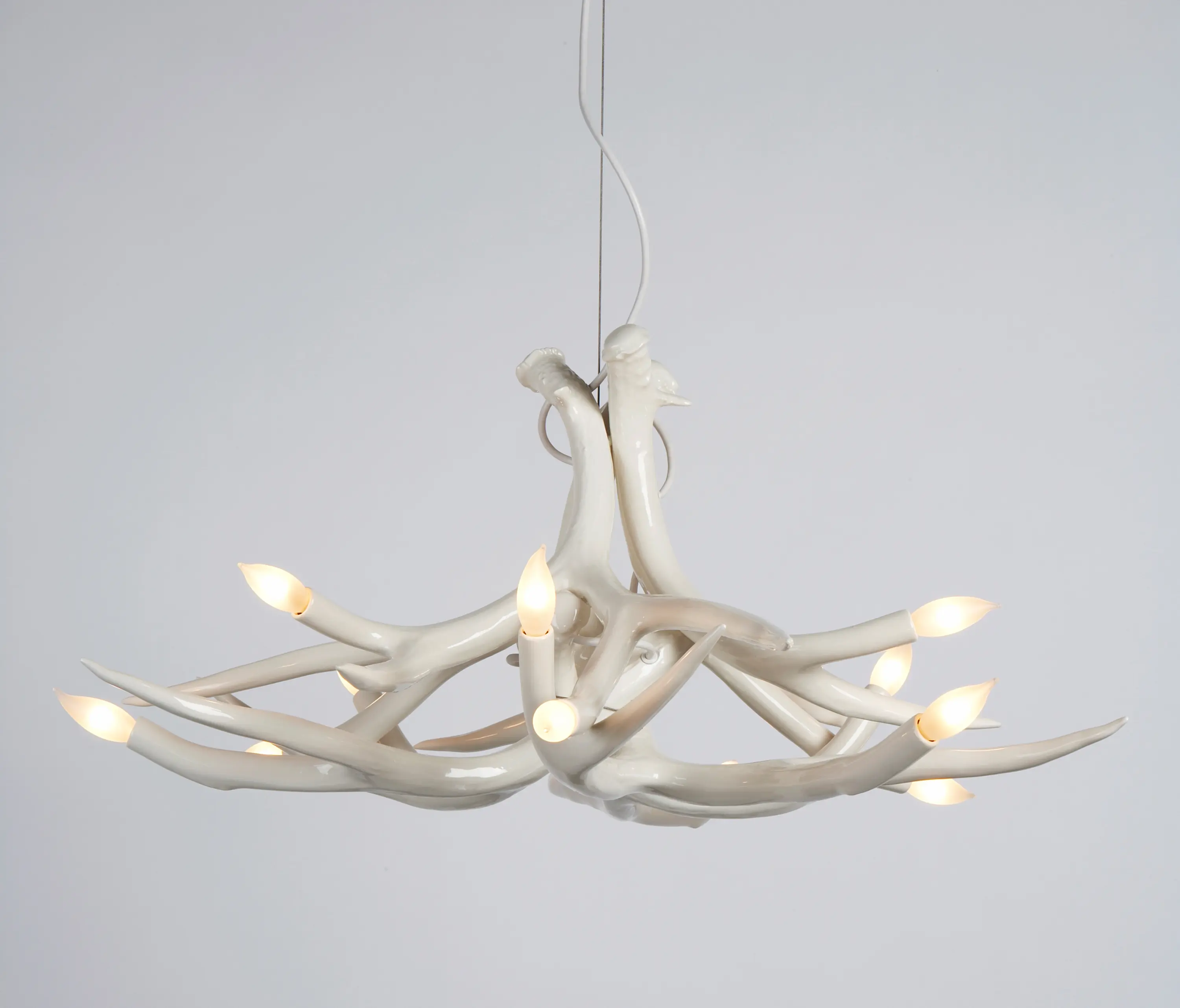 Roll & Hill - Superordinate Antler Chandelier - 6 Antlers (White)