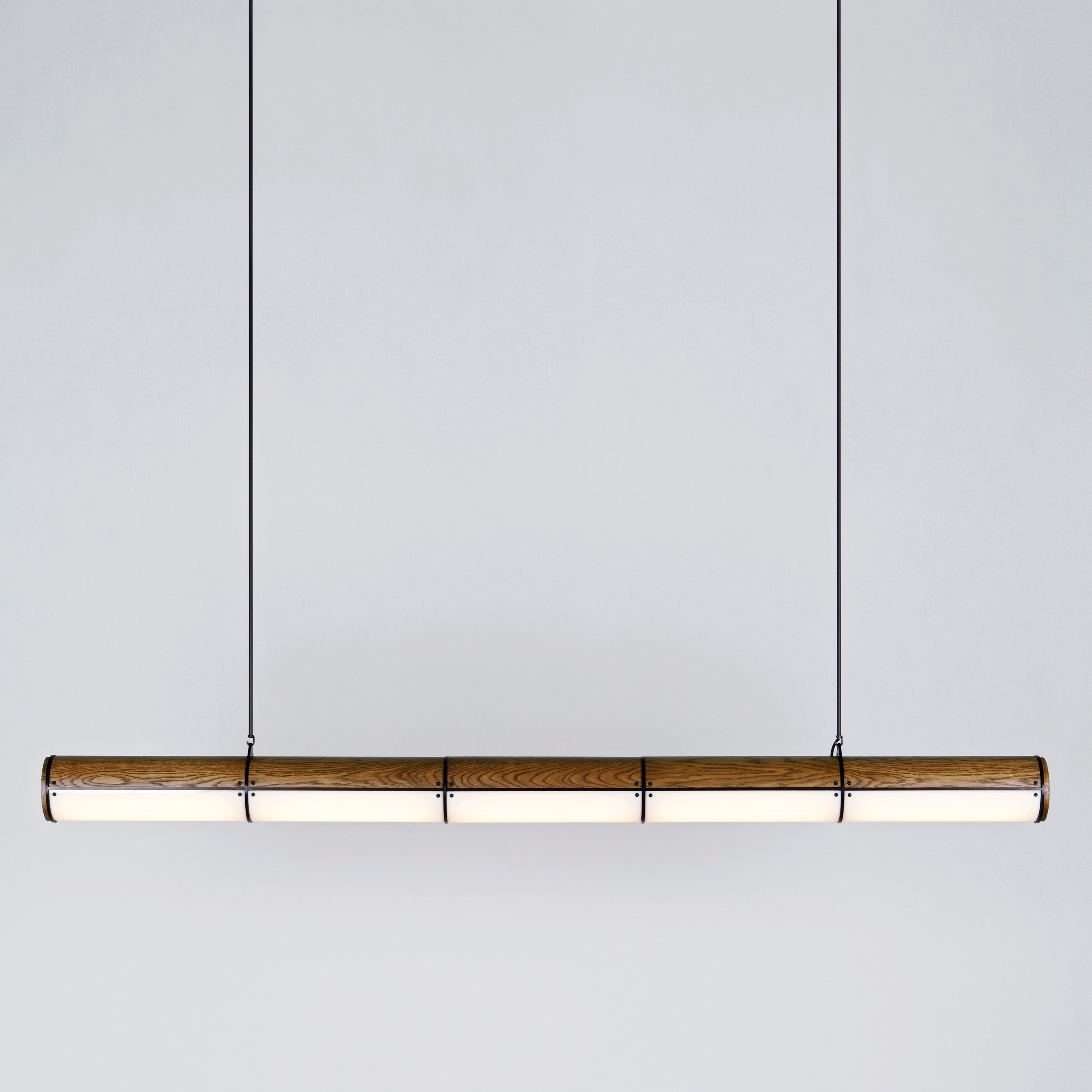 Display product Woody Endless Straight - 5 Units (Black/Stained Oak) from manufacturer Roll & Hill