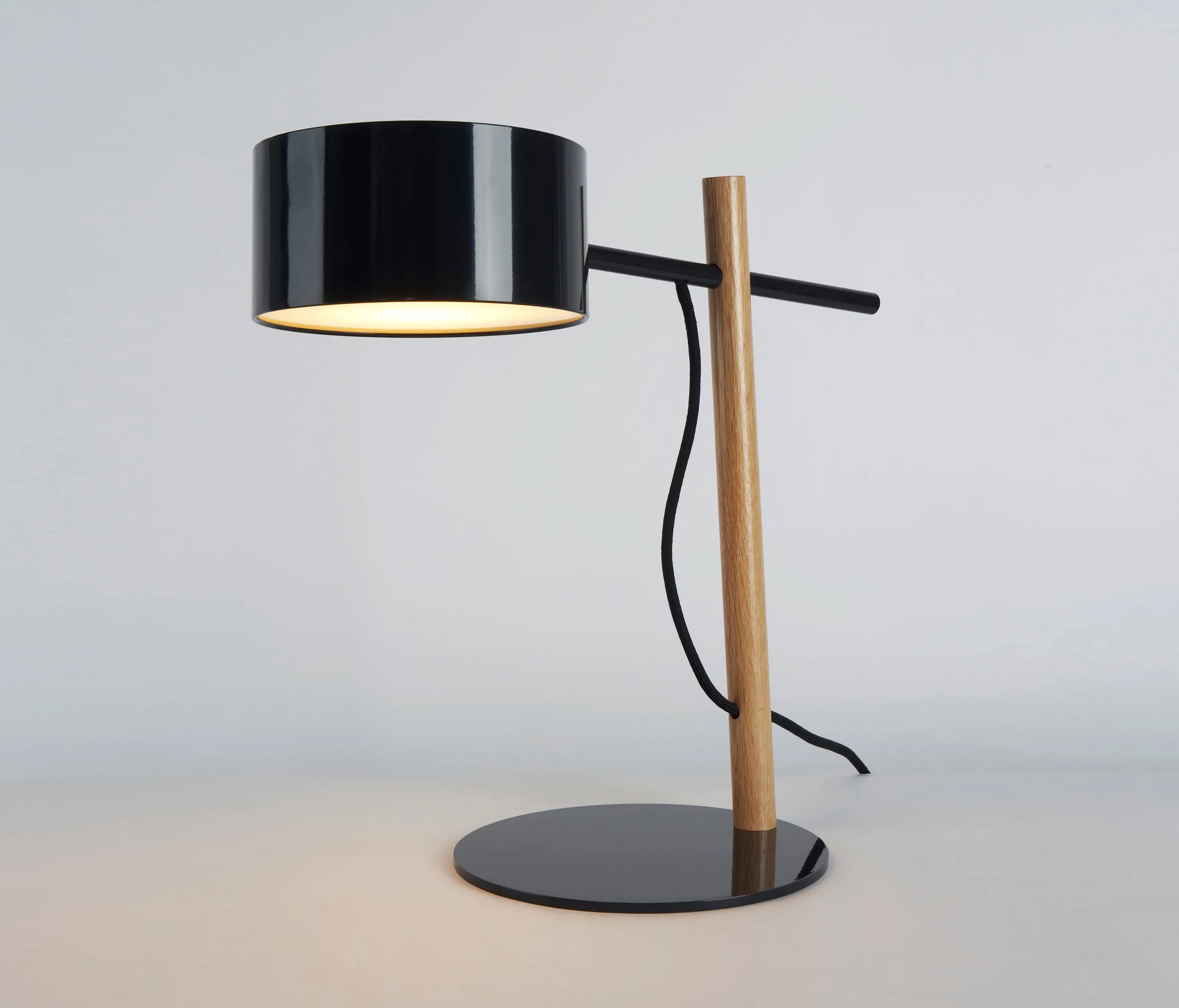 Roll & Hill - Excel Desk Lamp (Black/Oak)