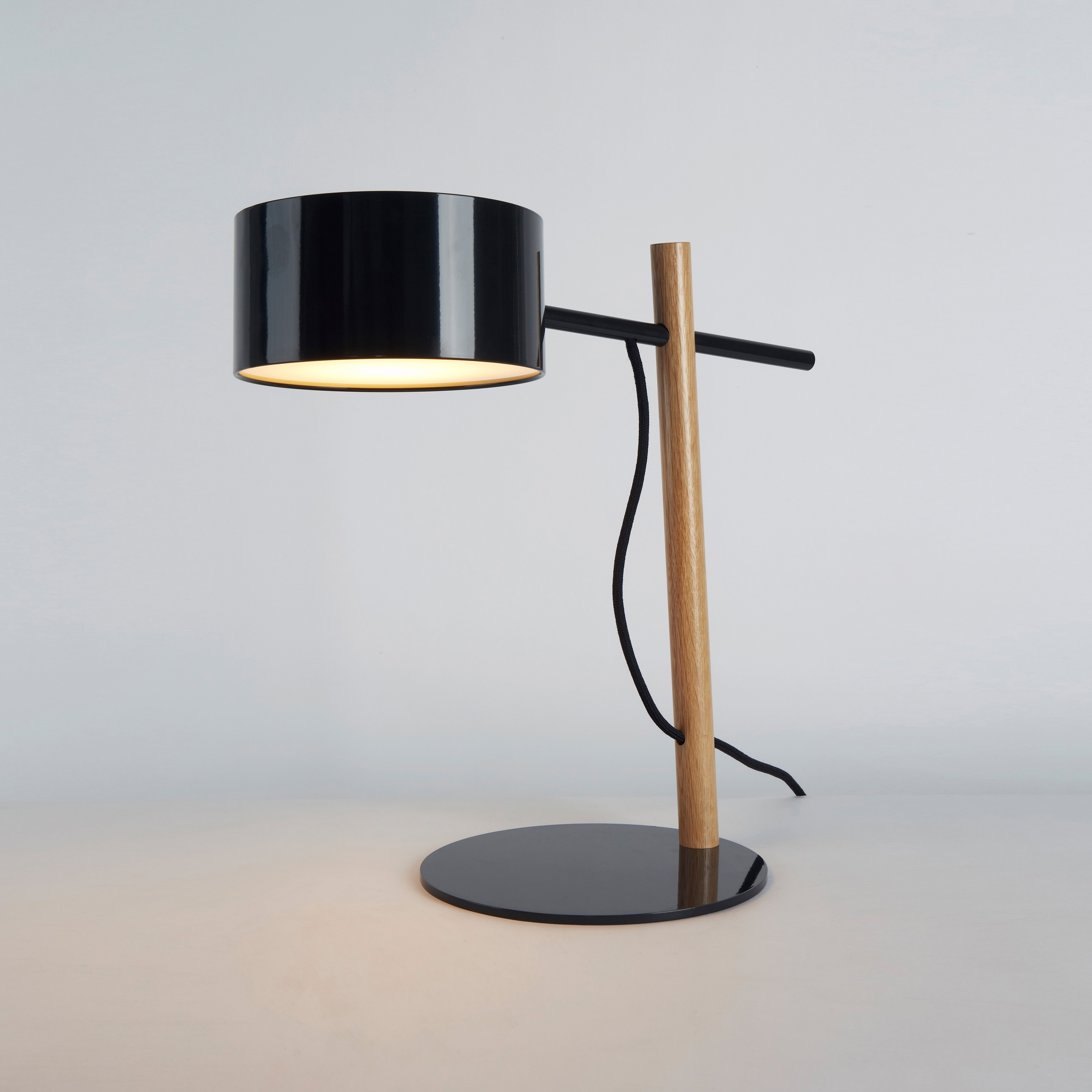 Excel Desk Lamp (Black/Oak)