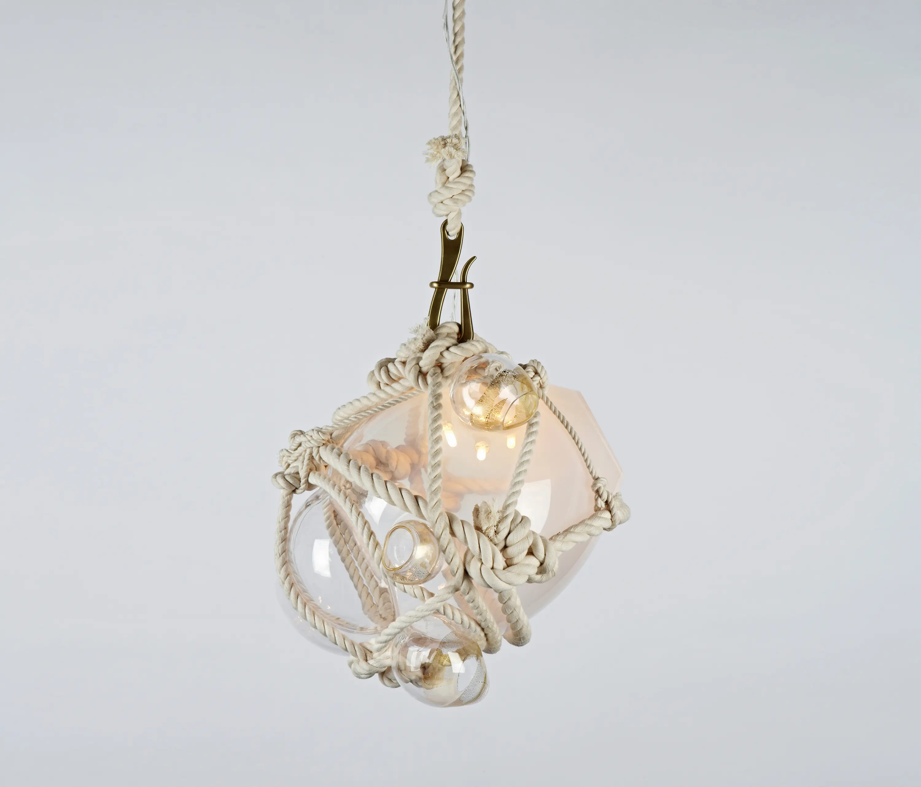 Roll & Hill - Knotty Bubbles Pendant - Small (Natural/Opal)