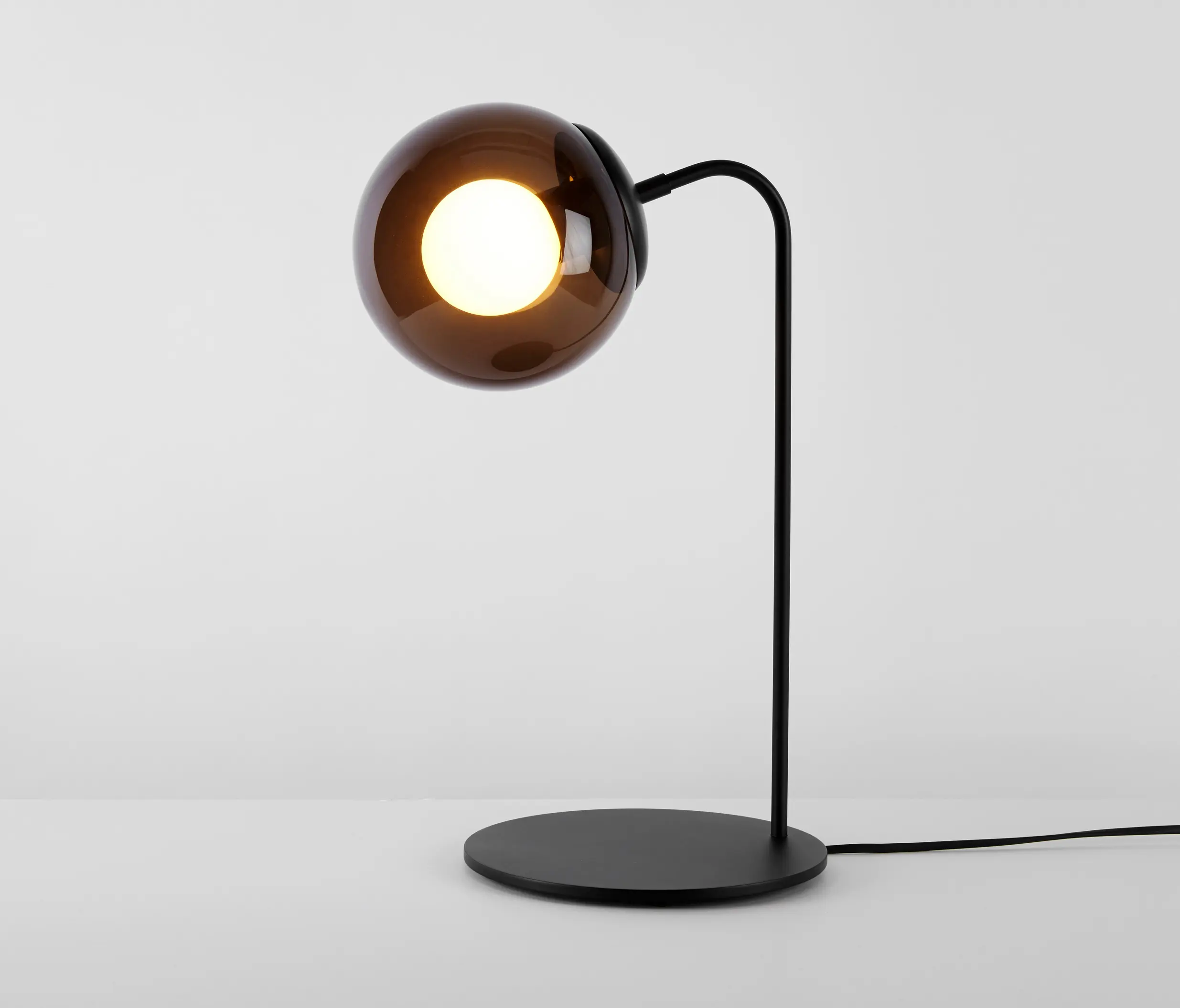 Roll & Hill - Modo Desk Lamp (Black/Smoke)