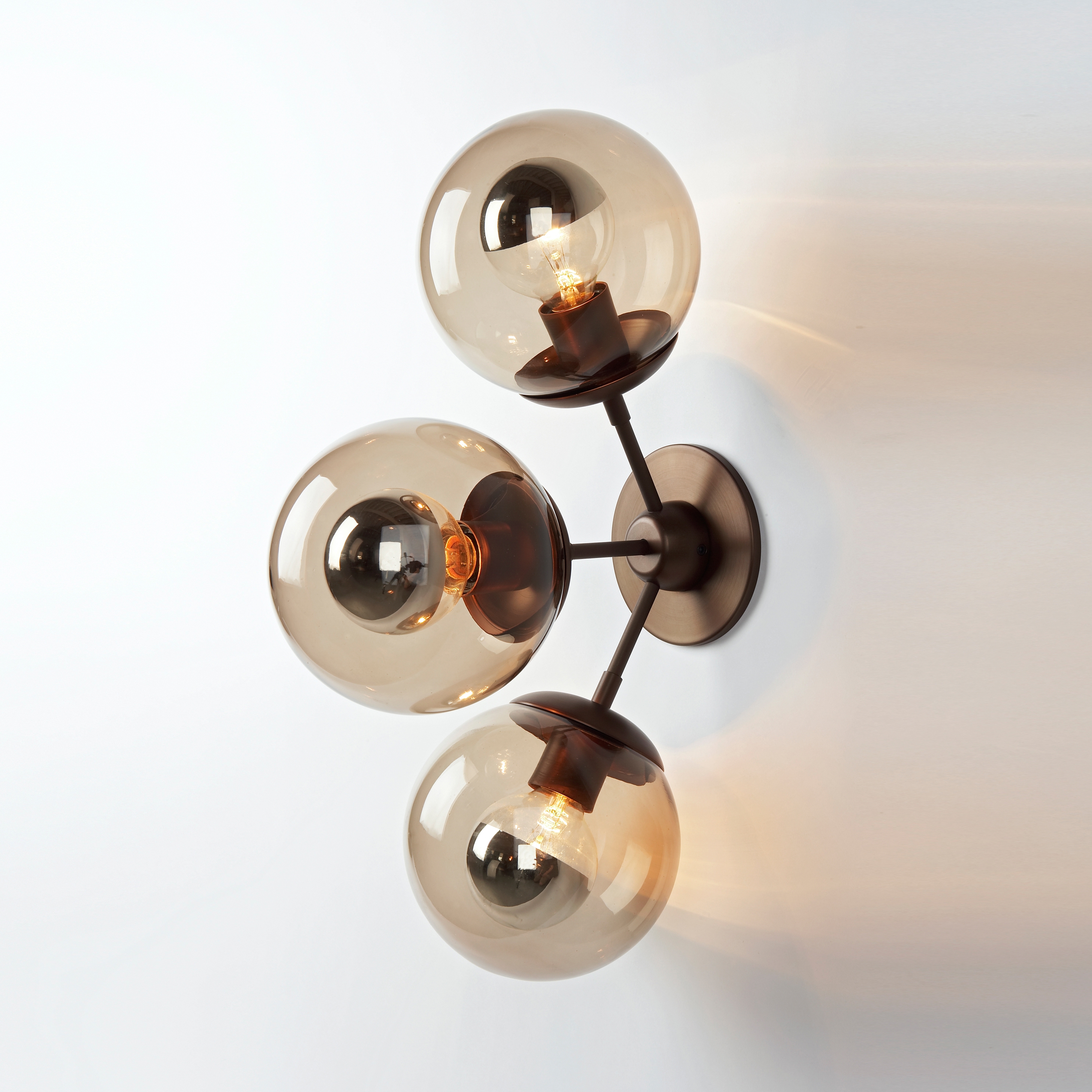 Modo Sconce - 3 Globes (Bronze/Smoke)