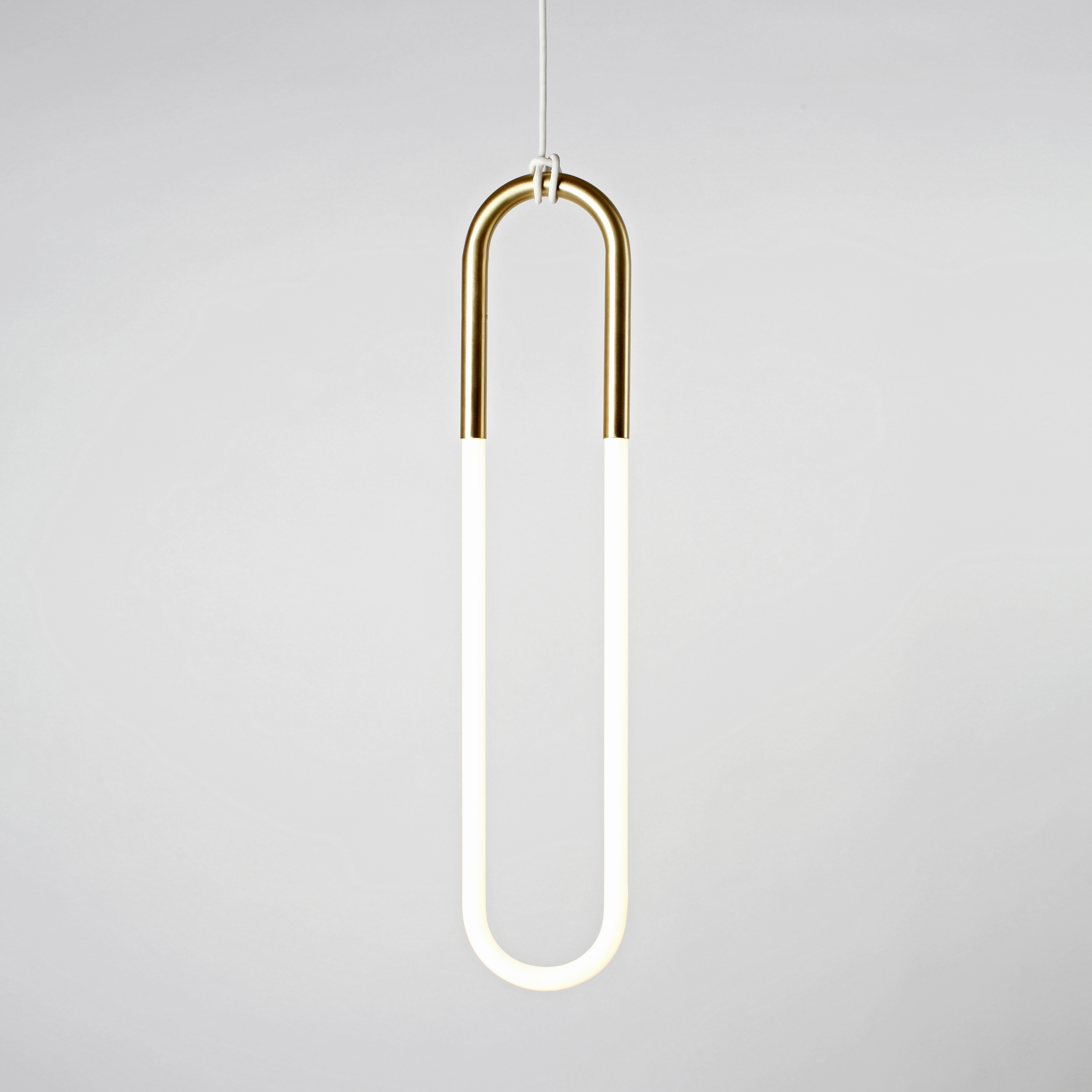 Mostra il prodotto Rudi Loop 01 (Satin brass) del produttore Roll & Hill