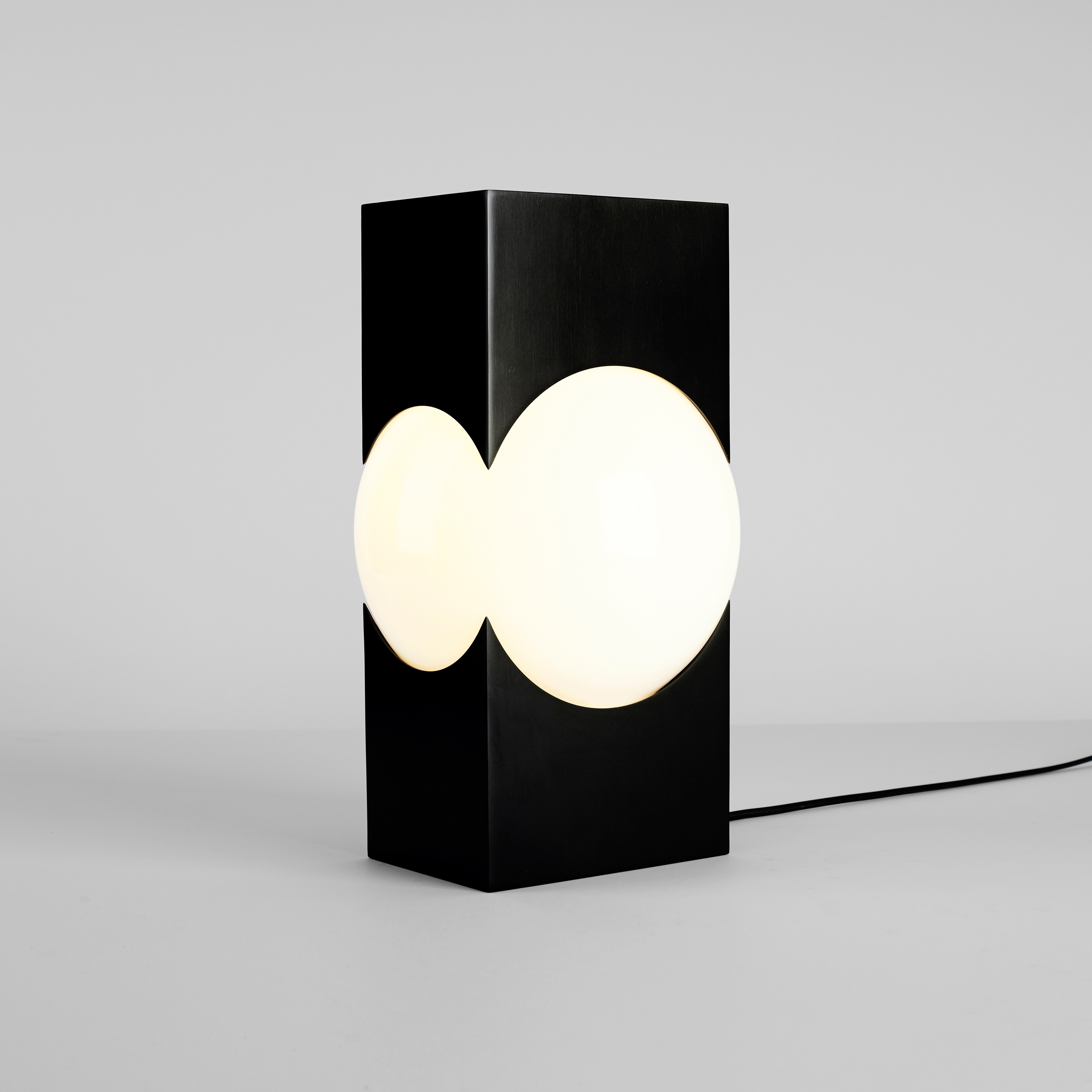 Atlas 02 (Blackened brass)
