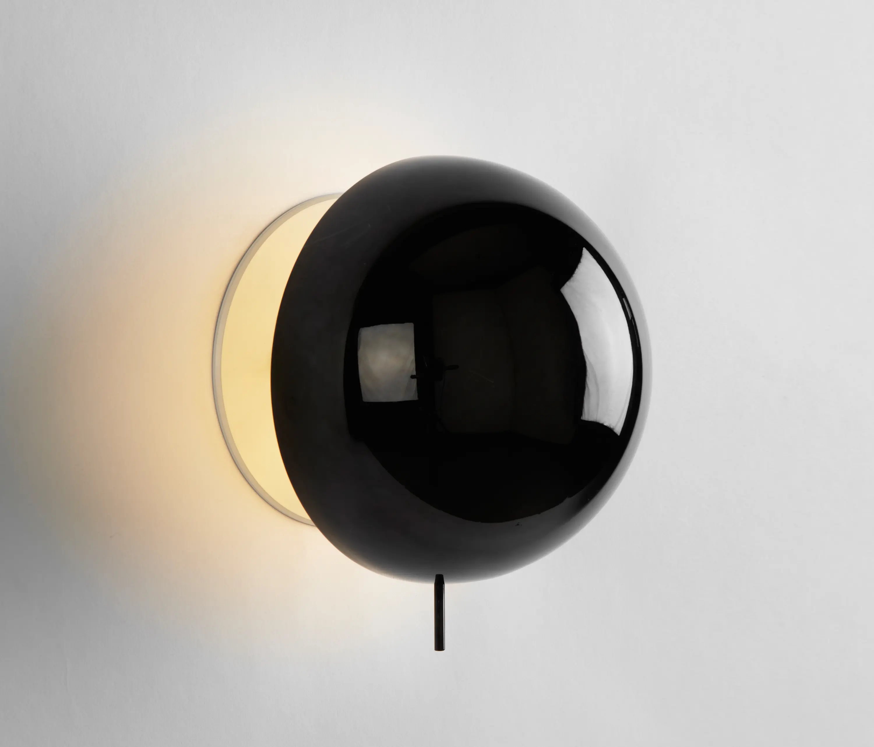 Roll & Hill - Eclipse Sconce (Black)
