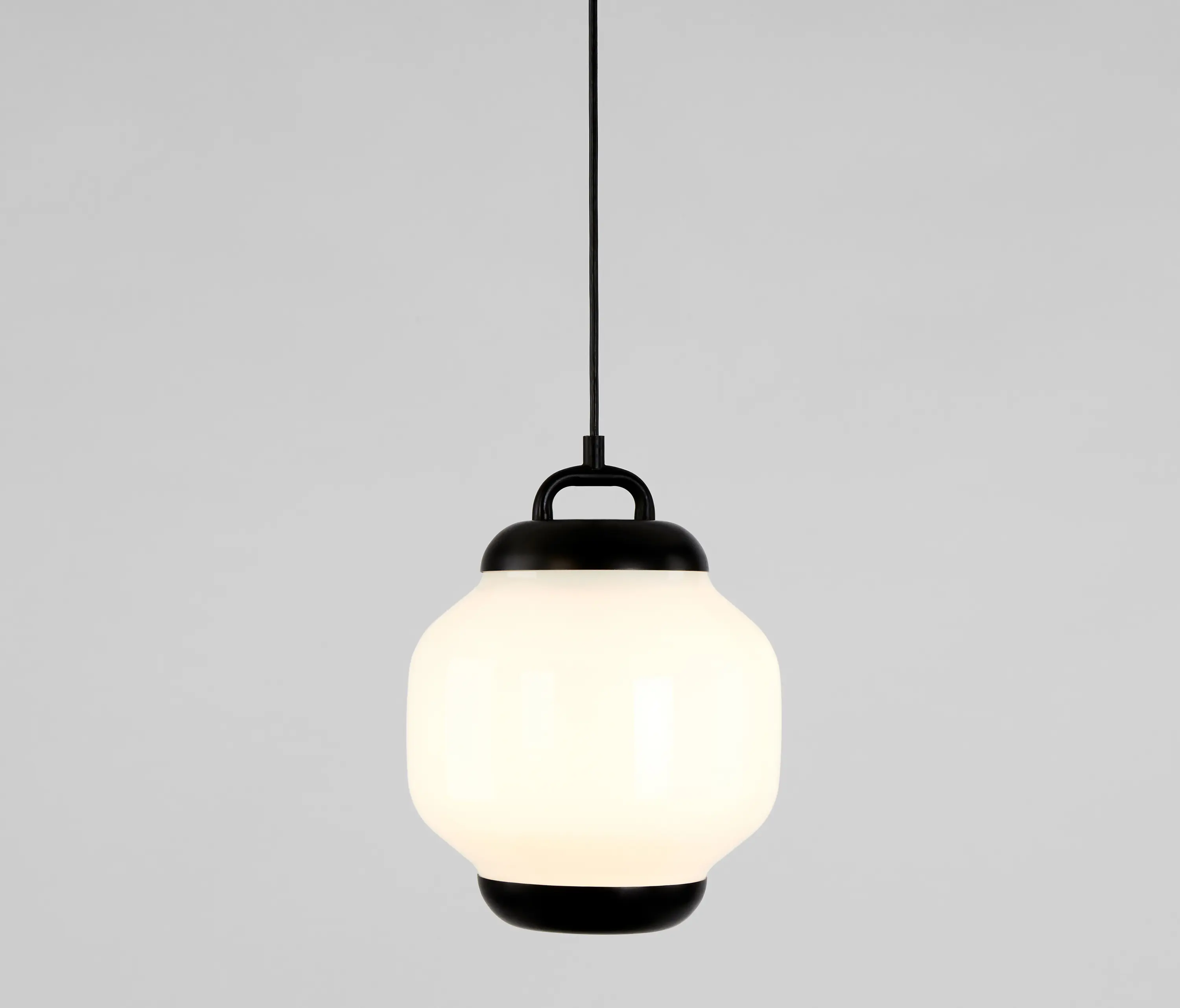 Roll & Hill - Esper Pendant 01 (Black/White)