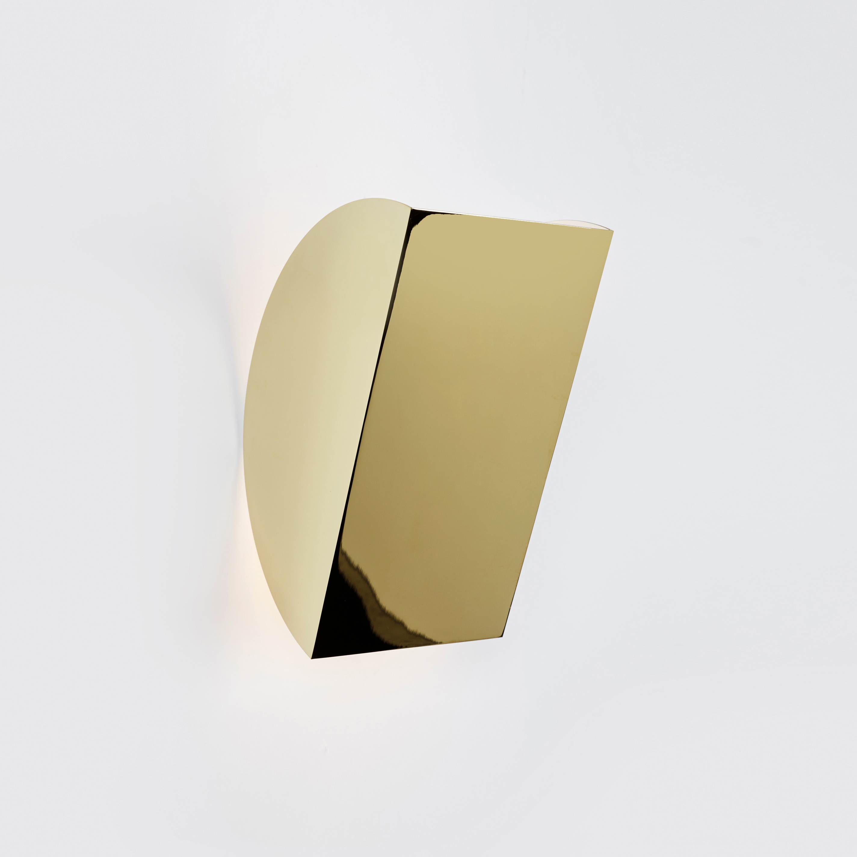 Mostra il prodotto Cora Sconce (Polished brass) del produttore Roll & Hill