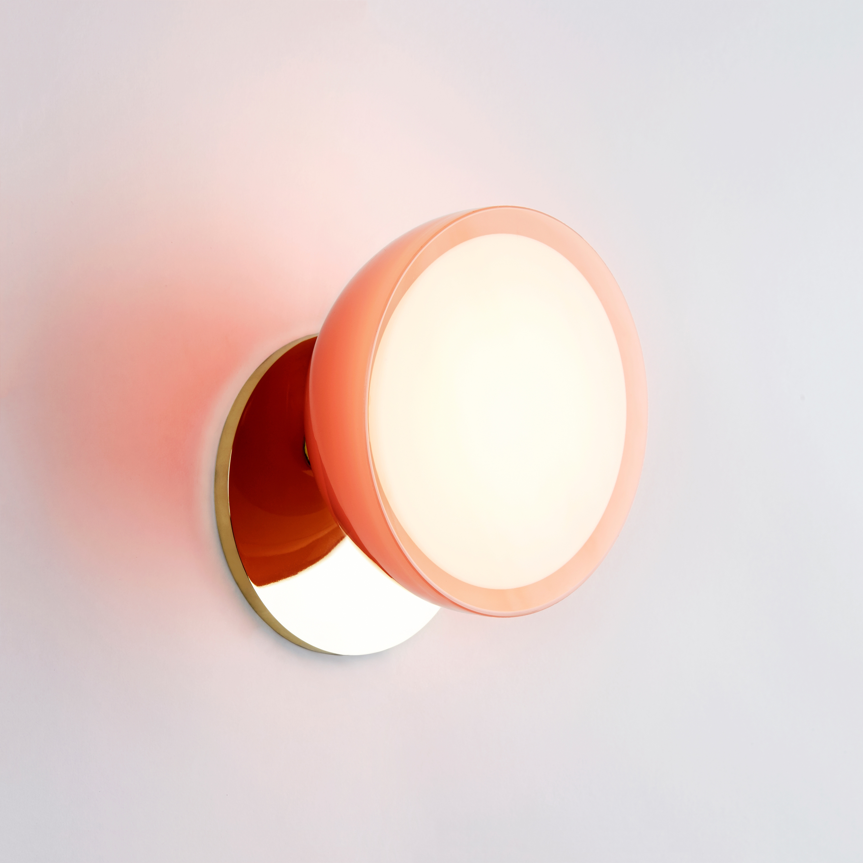 Geode Sconce (Polished brass/Pink)