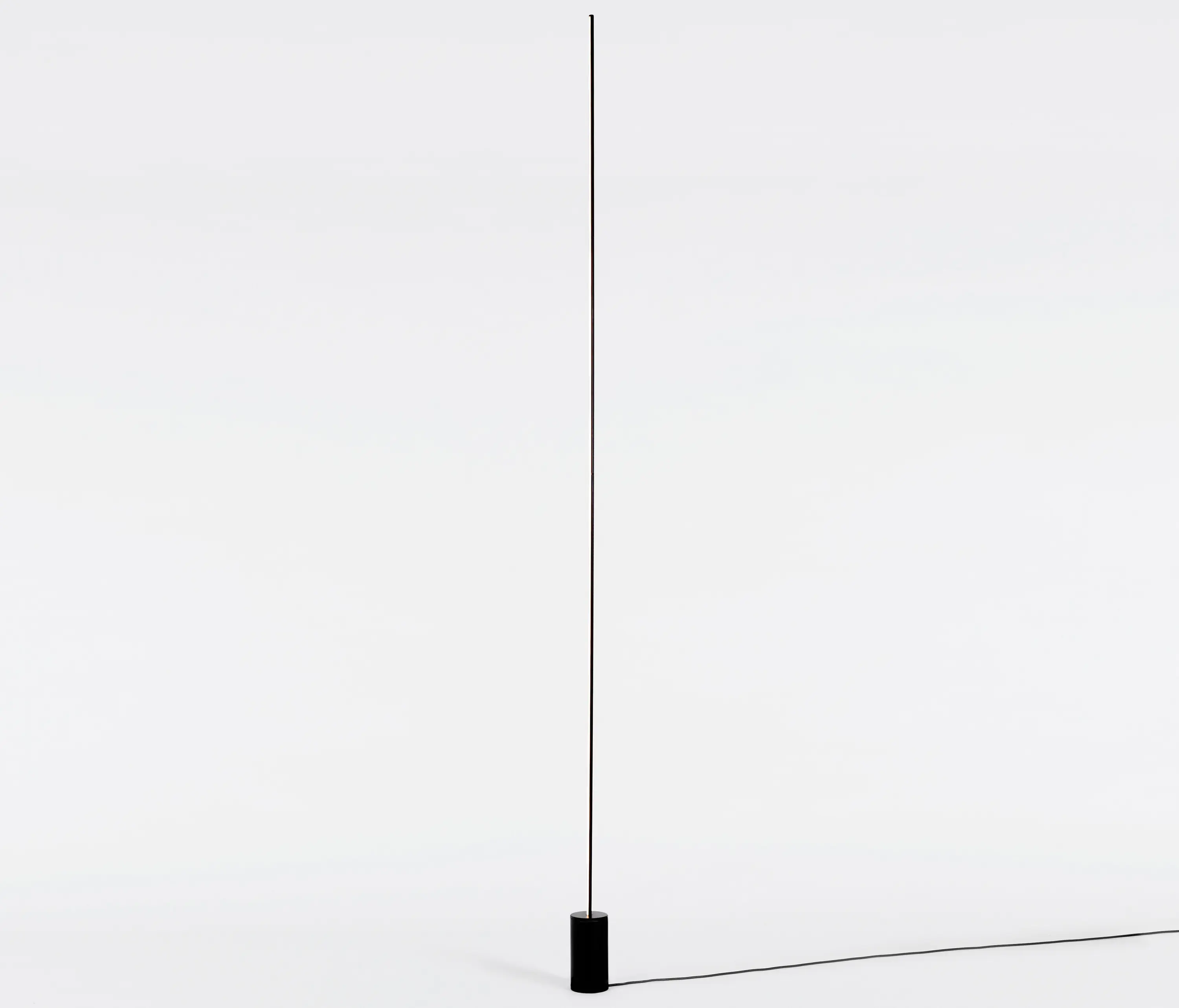 Roll & Hill - Pole 01 - Floor (Black)