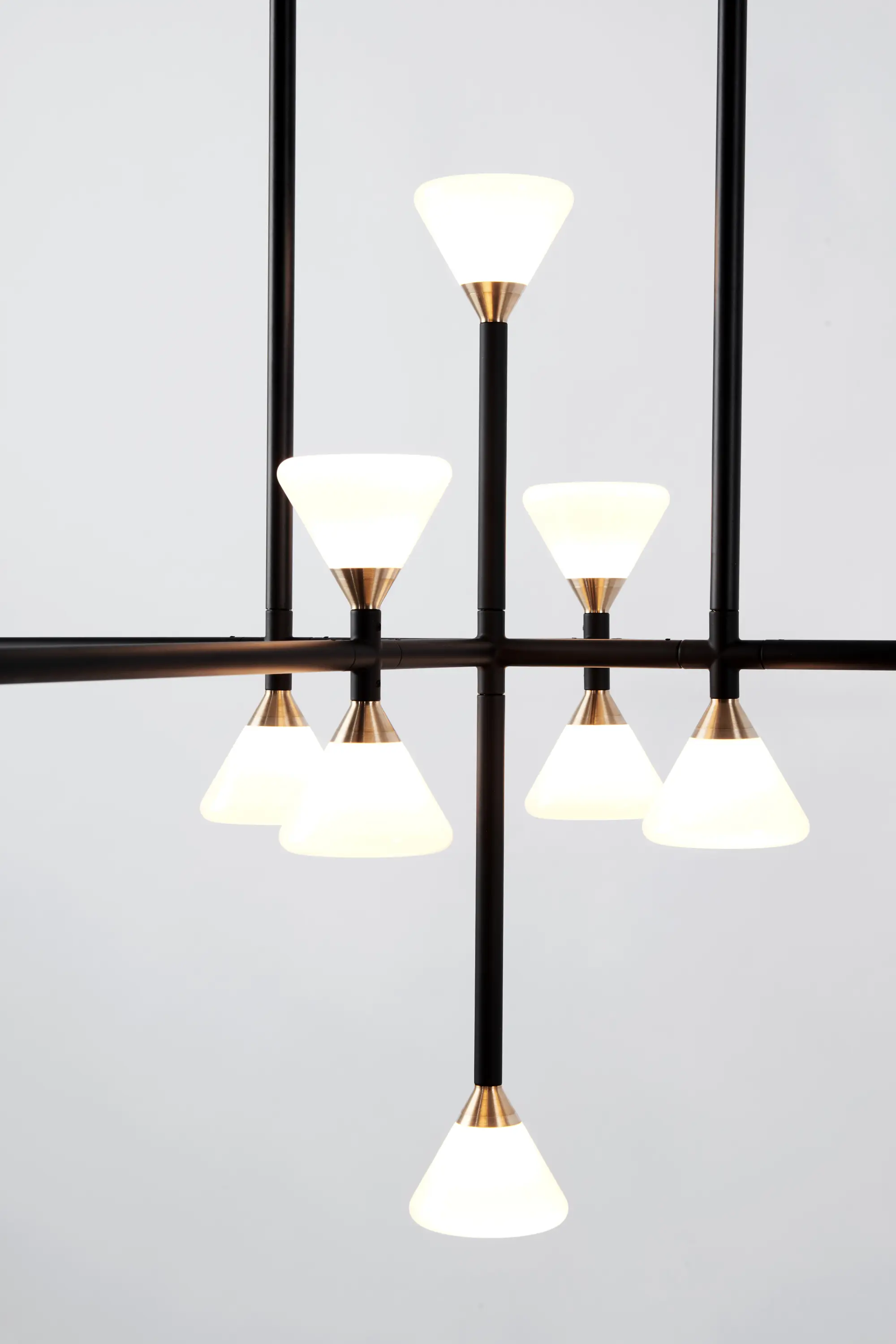 Roll & Hill - Apollo Chandelier 12 Lights
