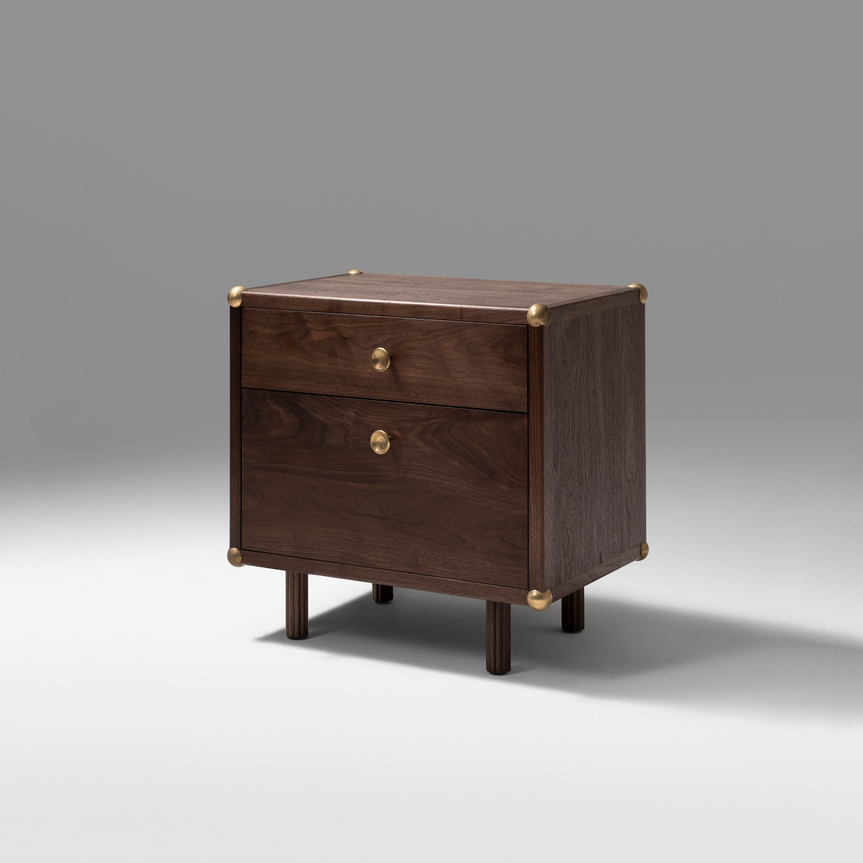 Produkt Lafayette Bedside Table (Black Walnut) des Herstellers Roll & Hill anzeigen