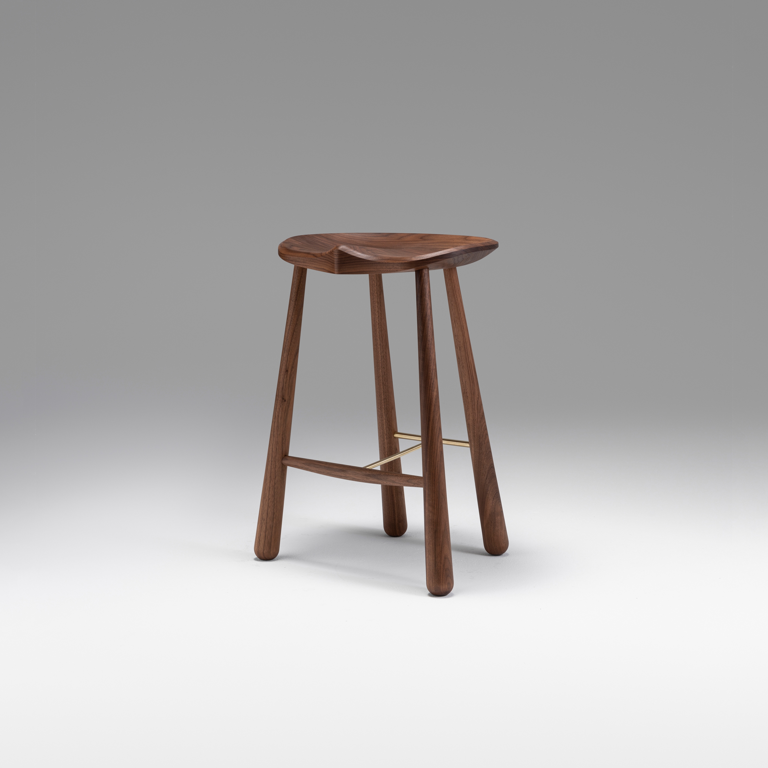 Mostra il prodotto Taper Counter Stool (Black Walnut) del produttore Roll & Hill