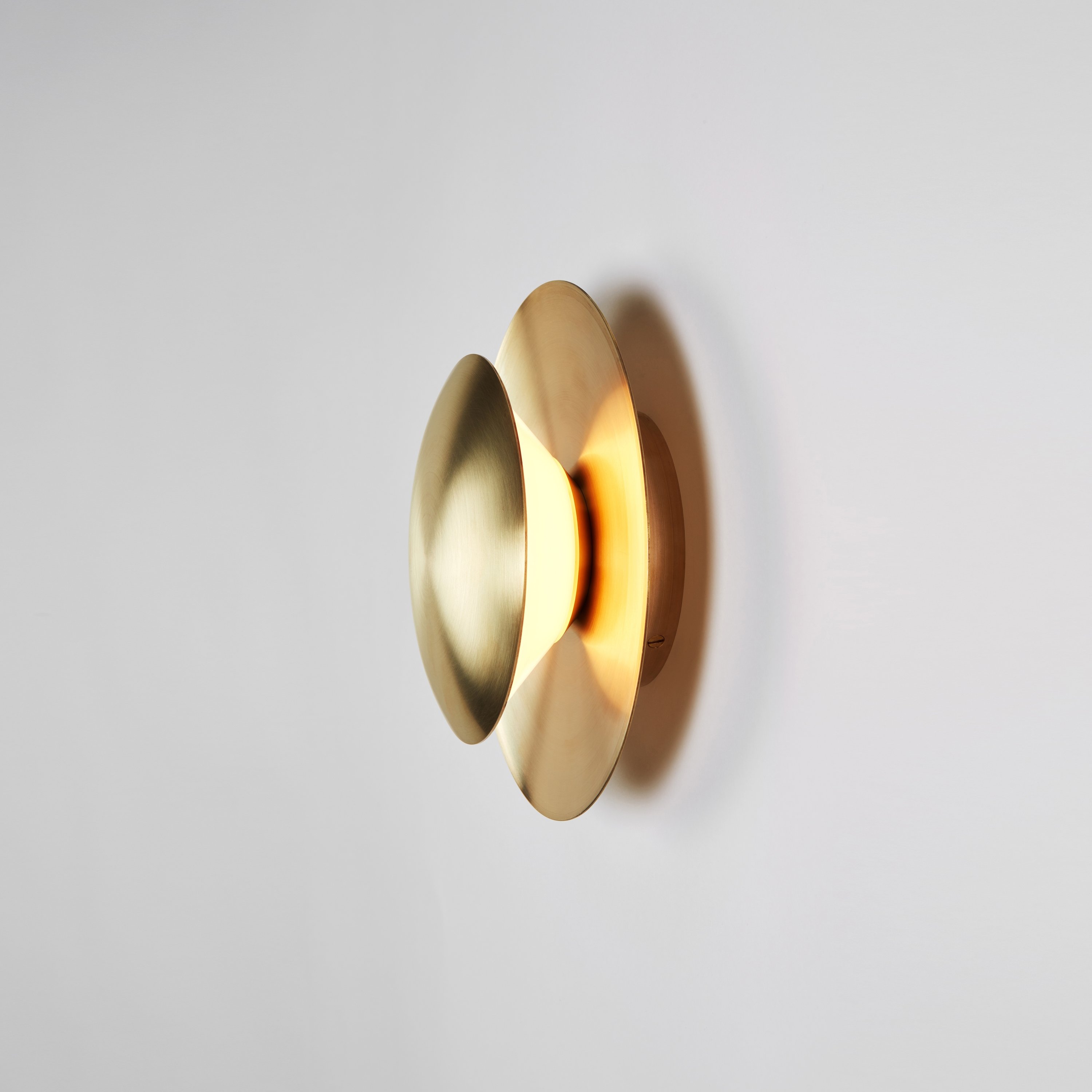 Bell Sconce 02 (Unlacquered Brass)