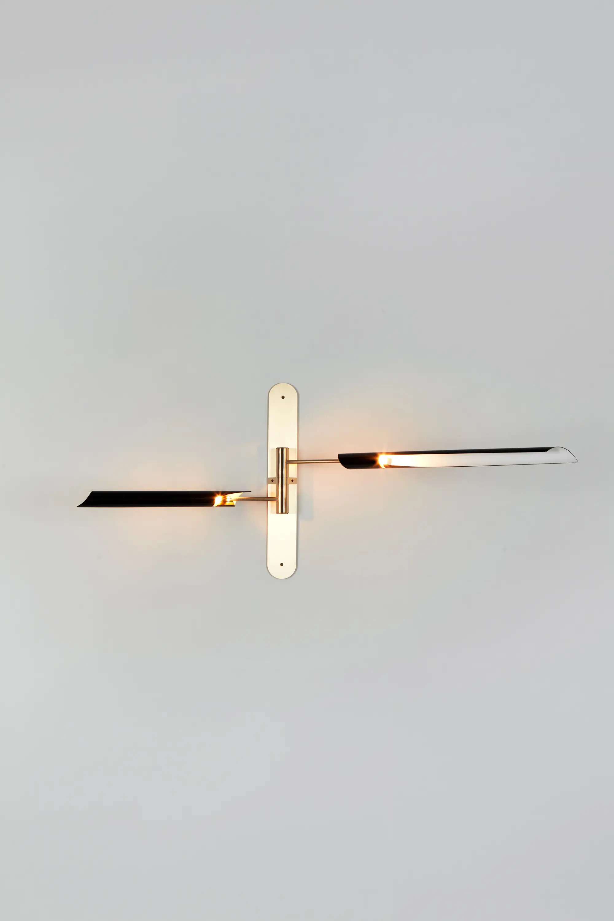 Roll & Hill - Boden Sconce 02