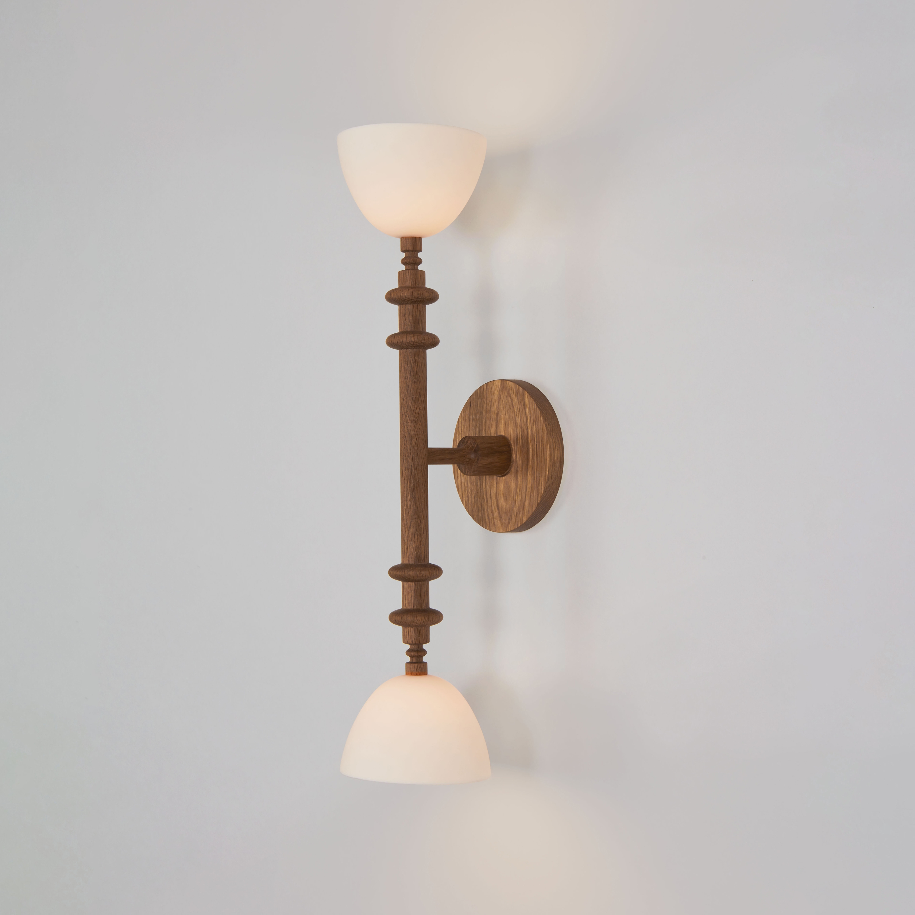 Mostrar el producto Del Playa Double Arm Sconce del fabricante Roll & Hill