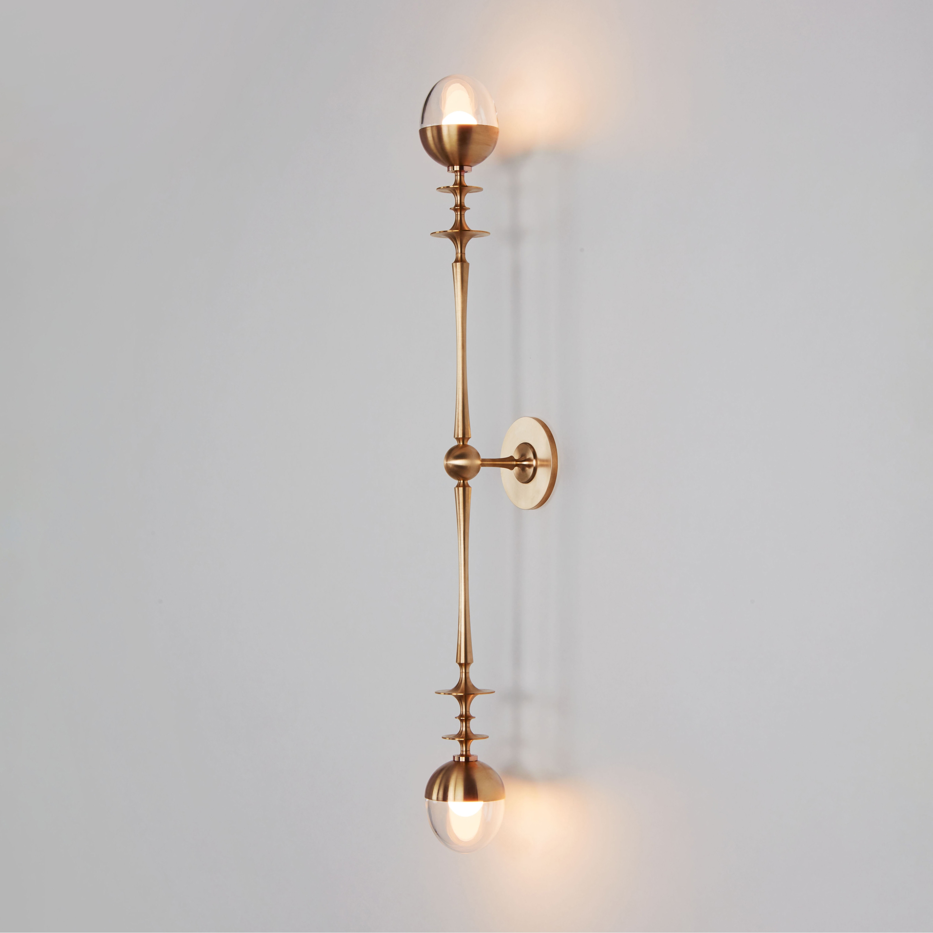 Mostrar el producto Rue Sala Double Arm Sconce del fabricante Roll & Hill