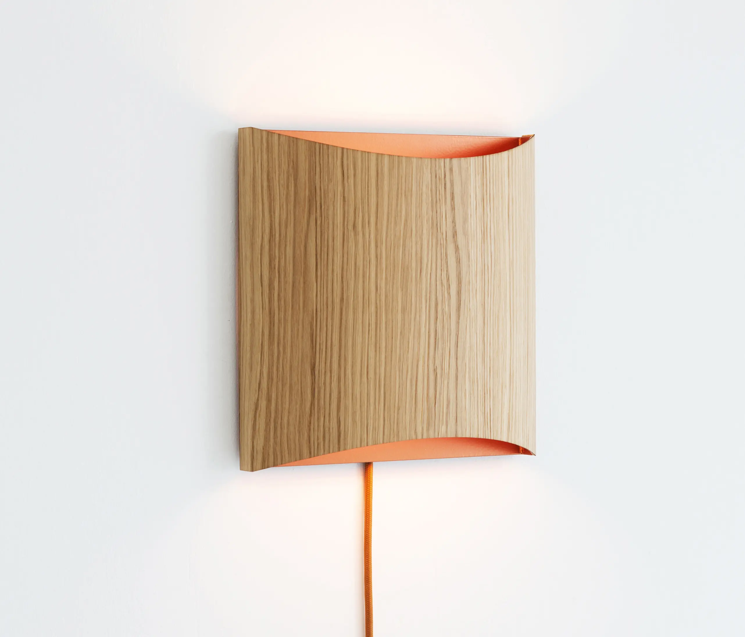 lasfera - Sophie wall oak copper with cable