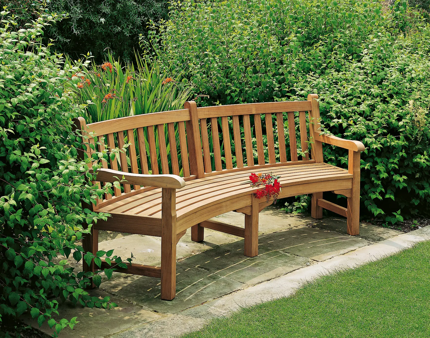Barlow Tyrie - Glenham Circular Tree Seat (per half) 220 Ø Circular