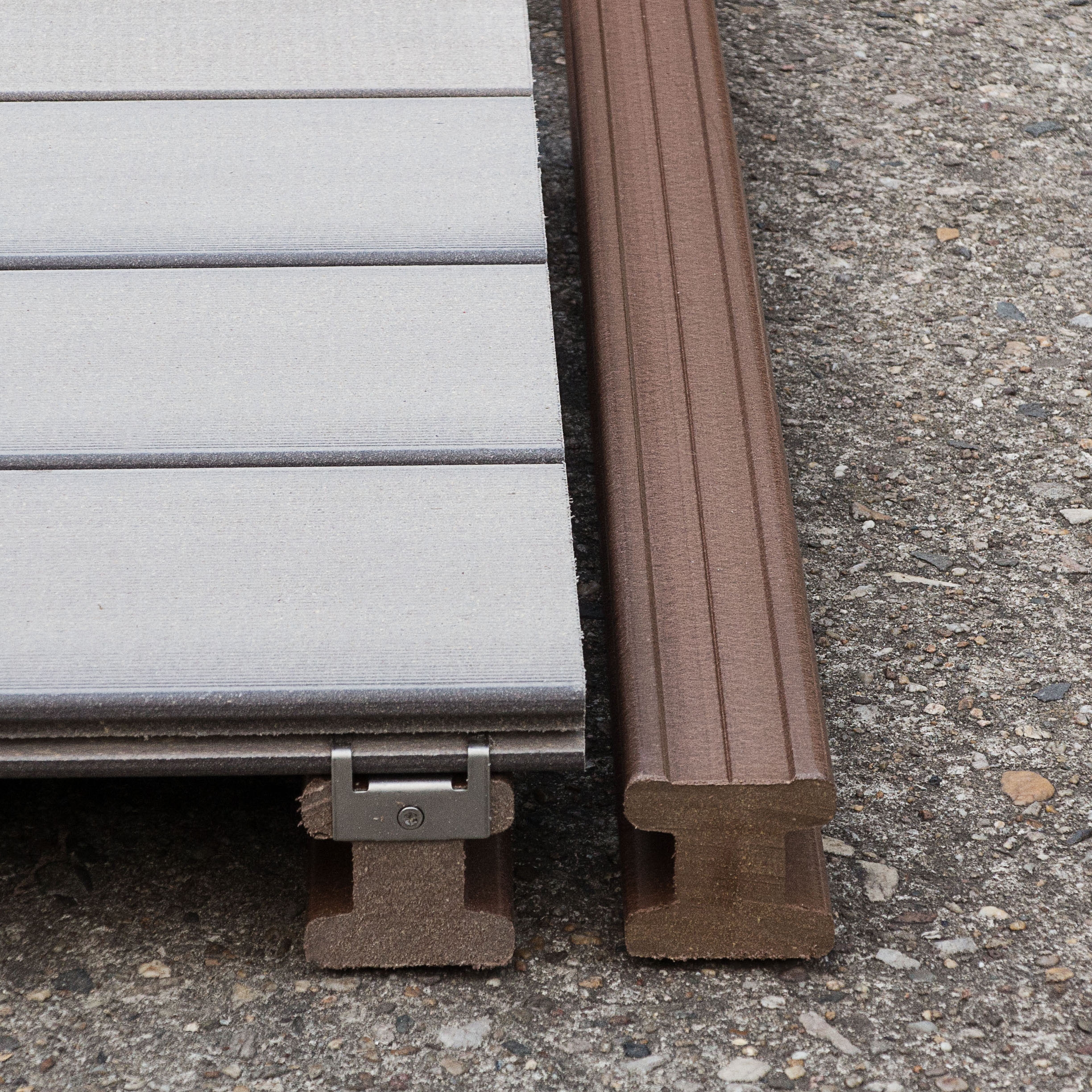 Produkt CONSTRUCT des Herstellers MYDECK anzeigen