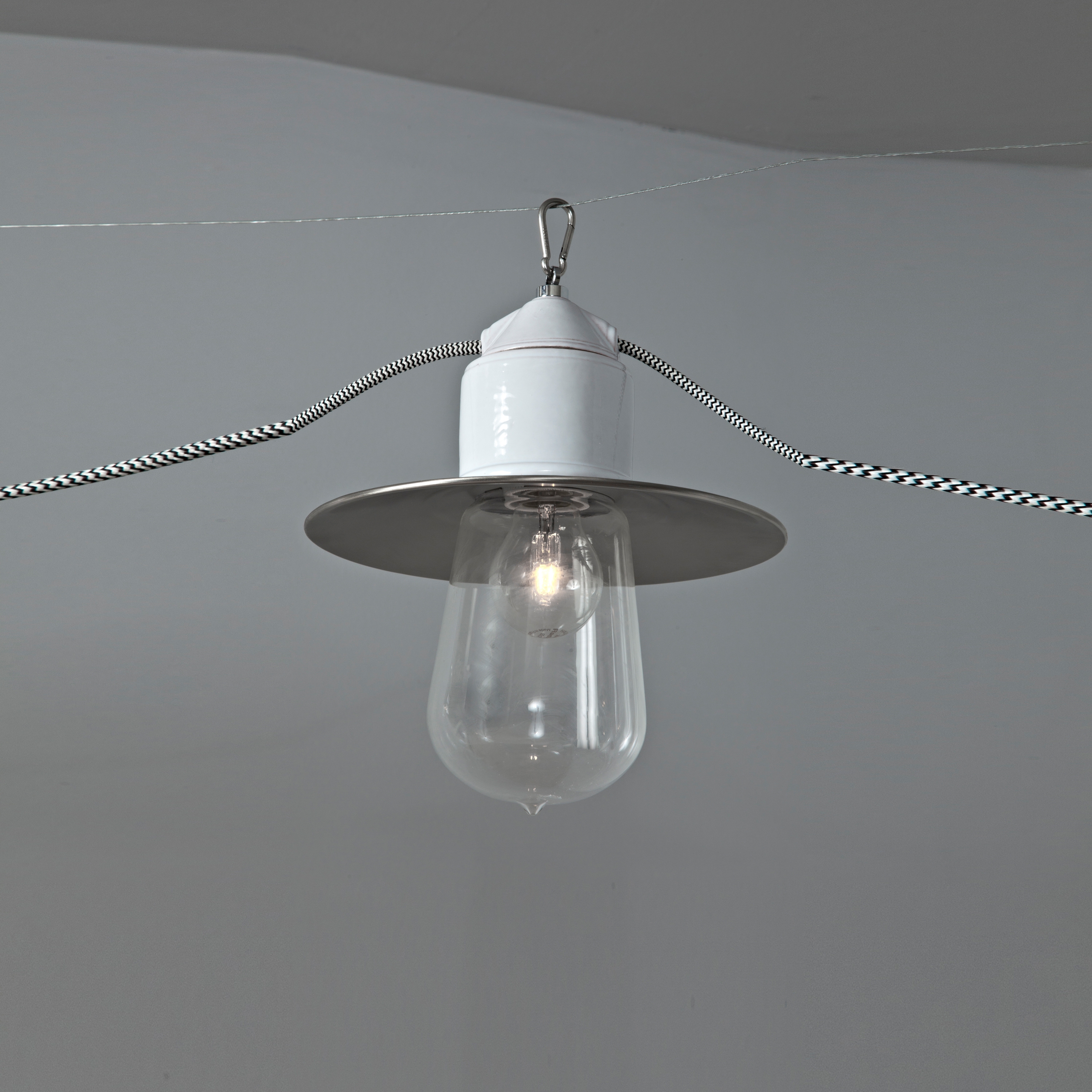Produkt Novecento 901 - Outdoor / Indoor des Herstellers Toscot anzeigen