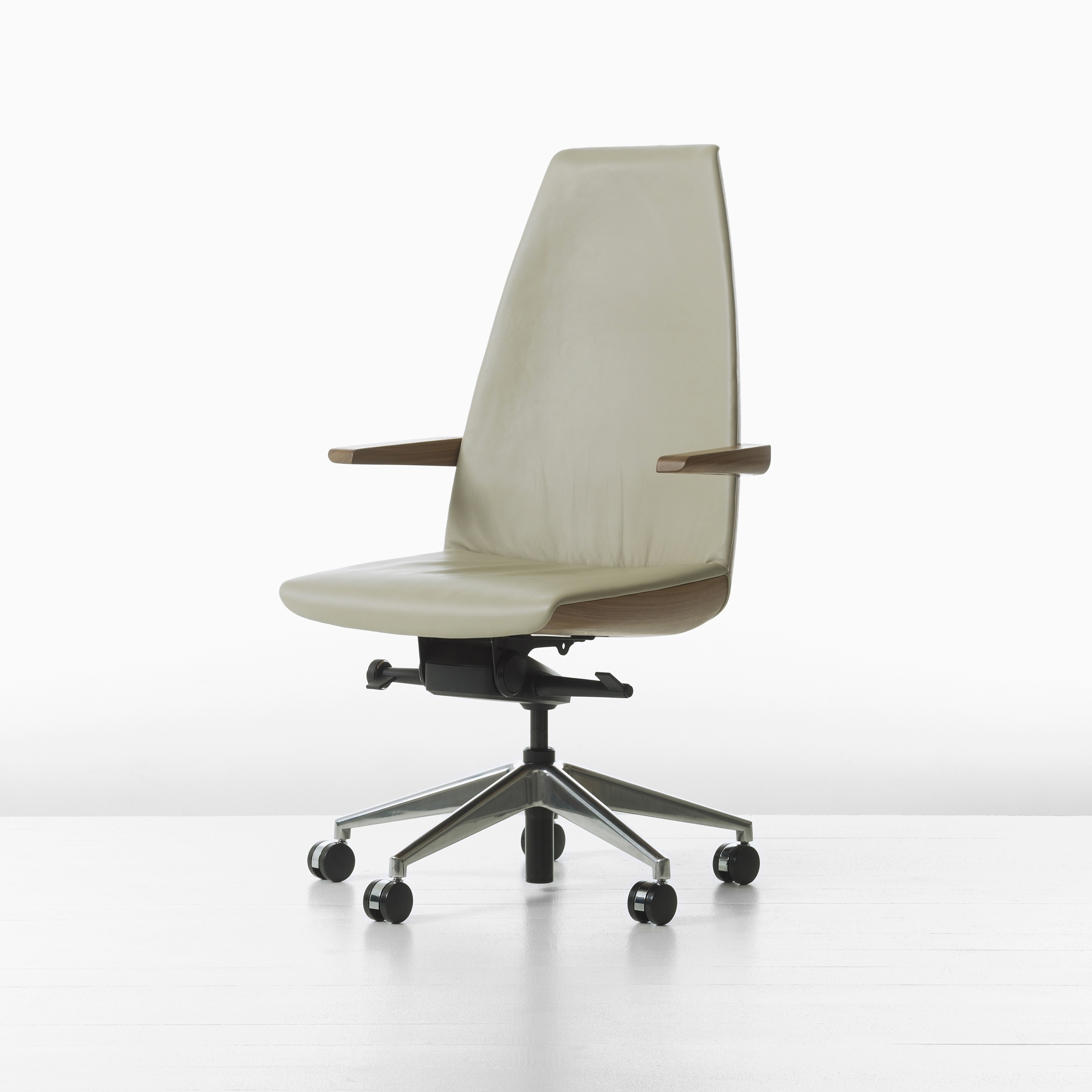 Produkt Clamshell Conference Highback Armchair des Herstellers Geiger anzeigen
