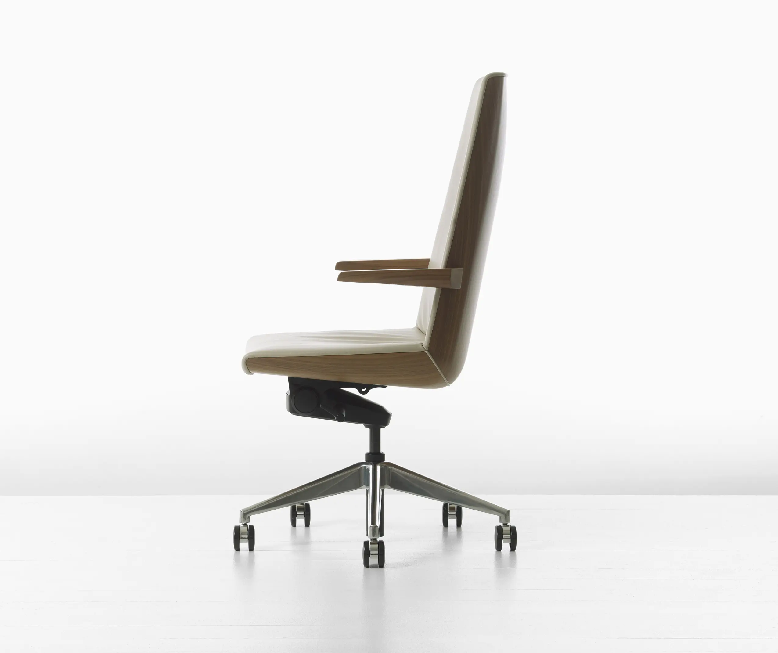 Geiger - Clamshell Conference Highback Armchair