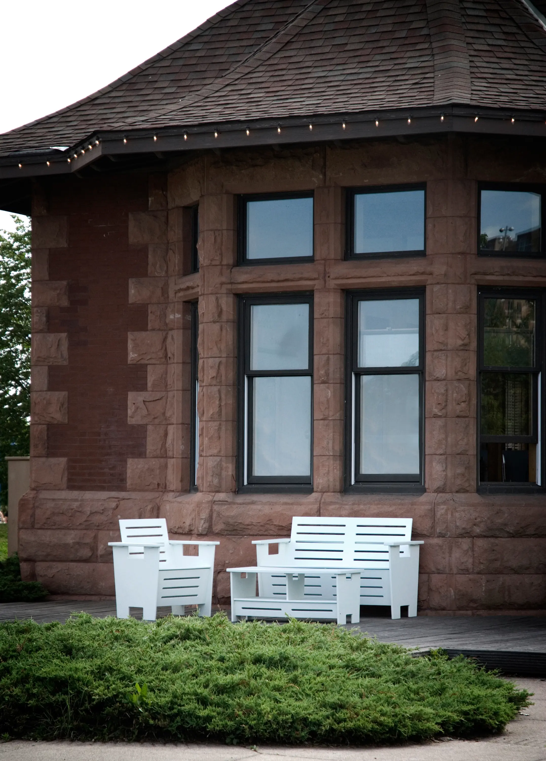 Loll Designs - Go Loveseat