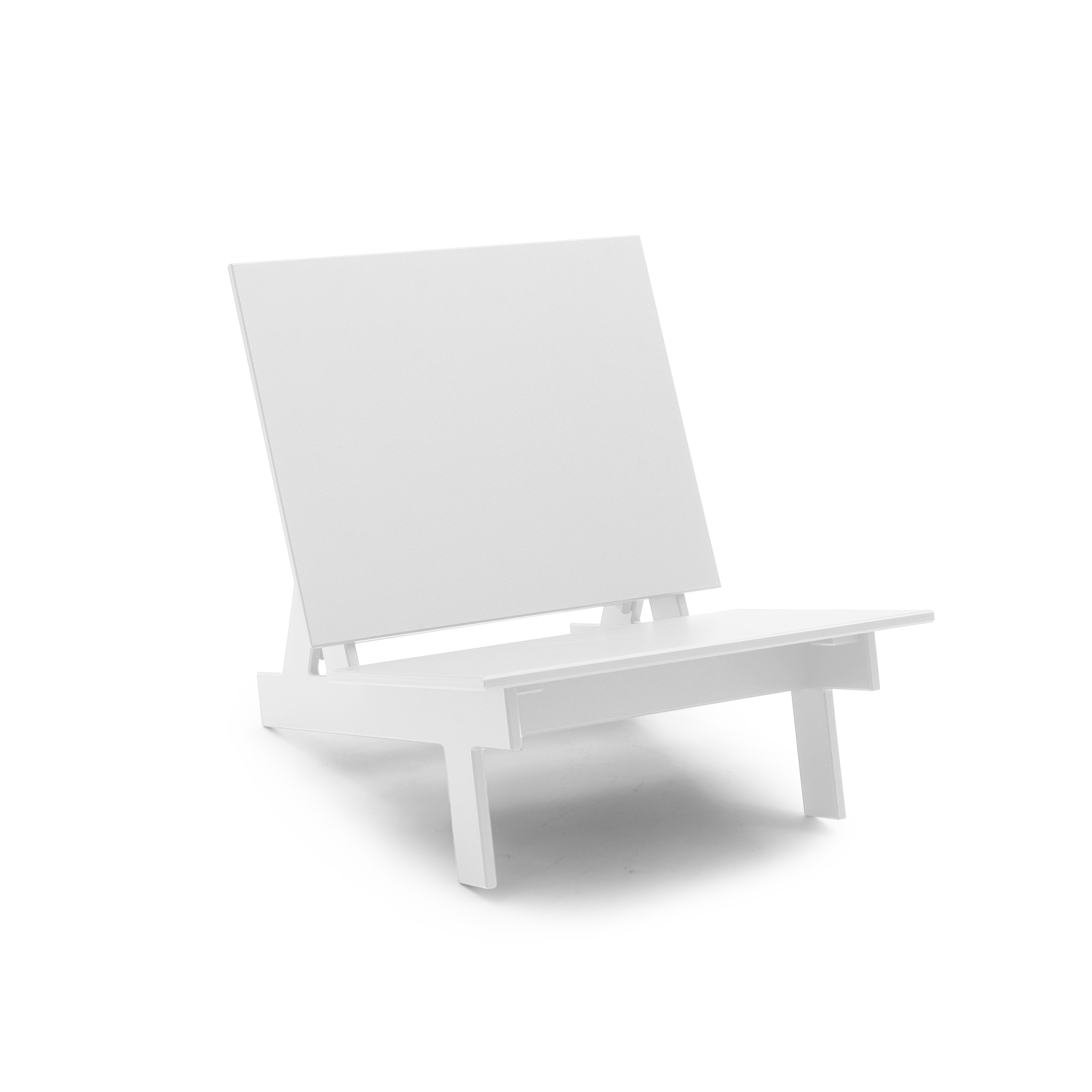 Mostra il prodotto Salmela Taavi Patio Chair del produttore Loll Designs