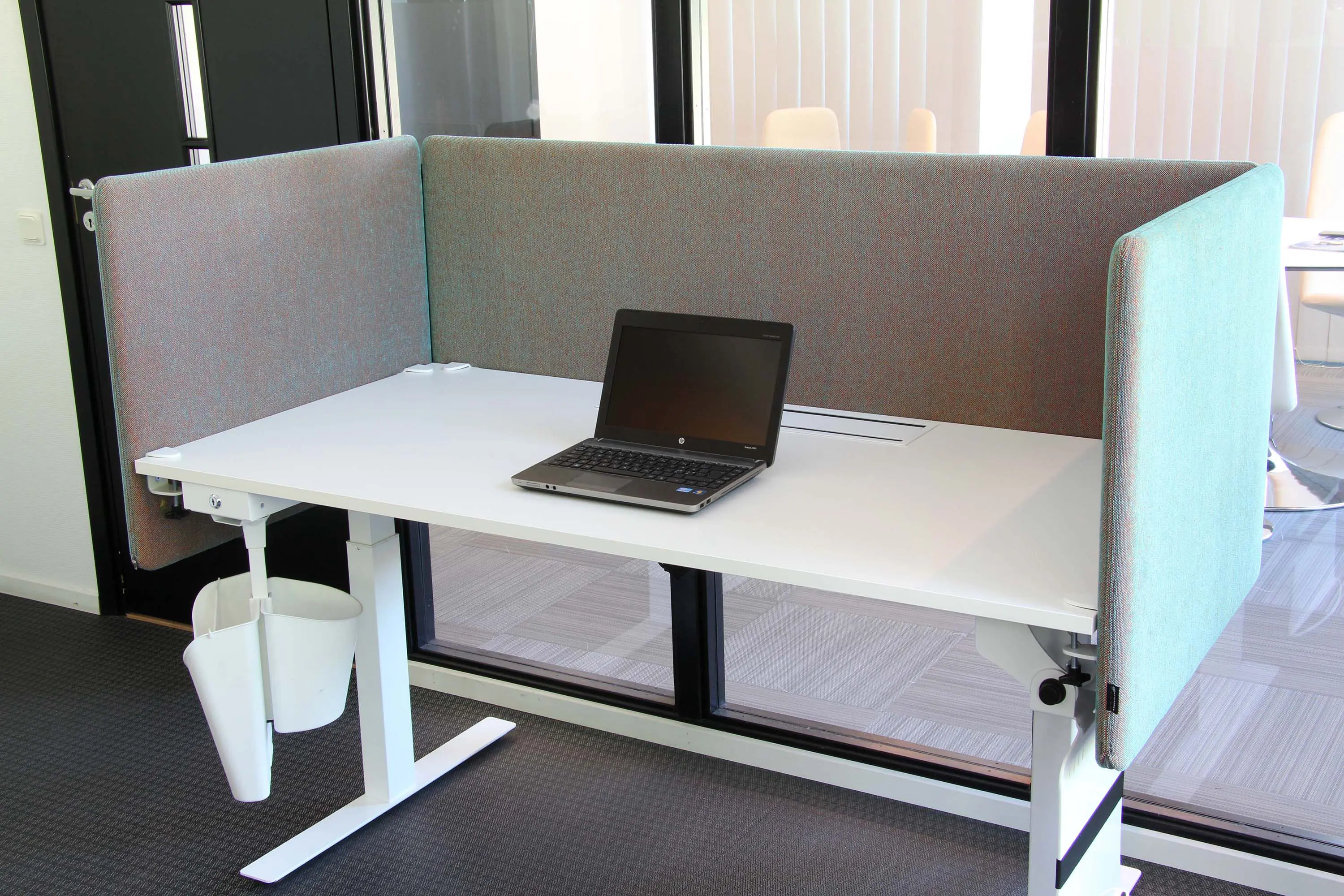 Götessons - ScreenIT A30 Desk Booth