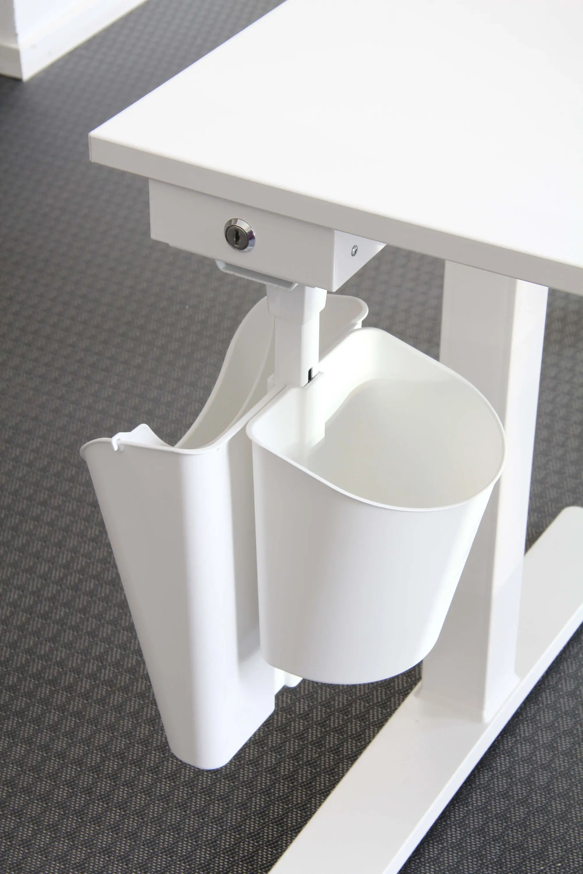 Götessons - SetUpIT with pull-out pen drawer complete