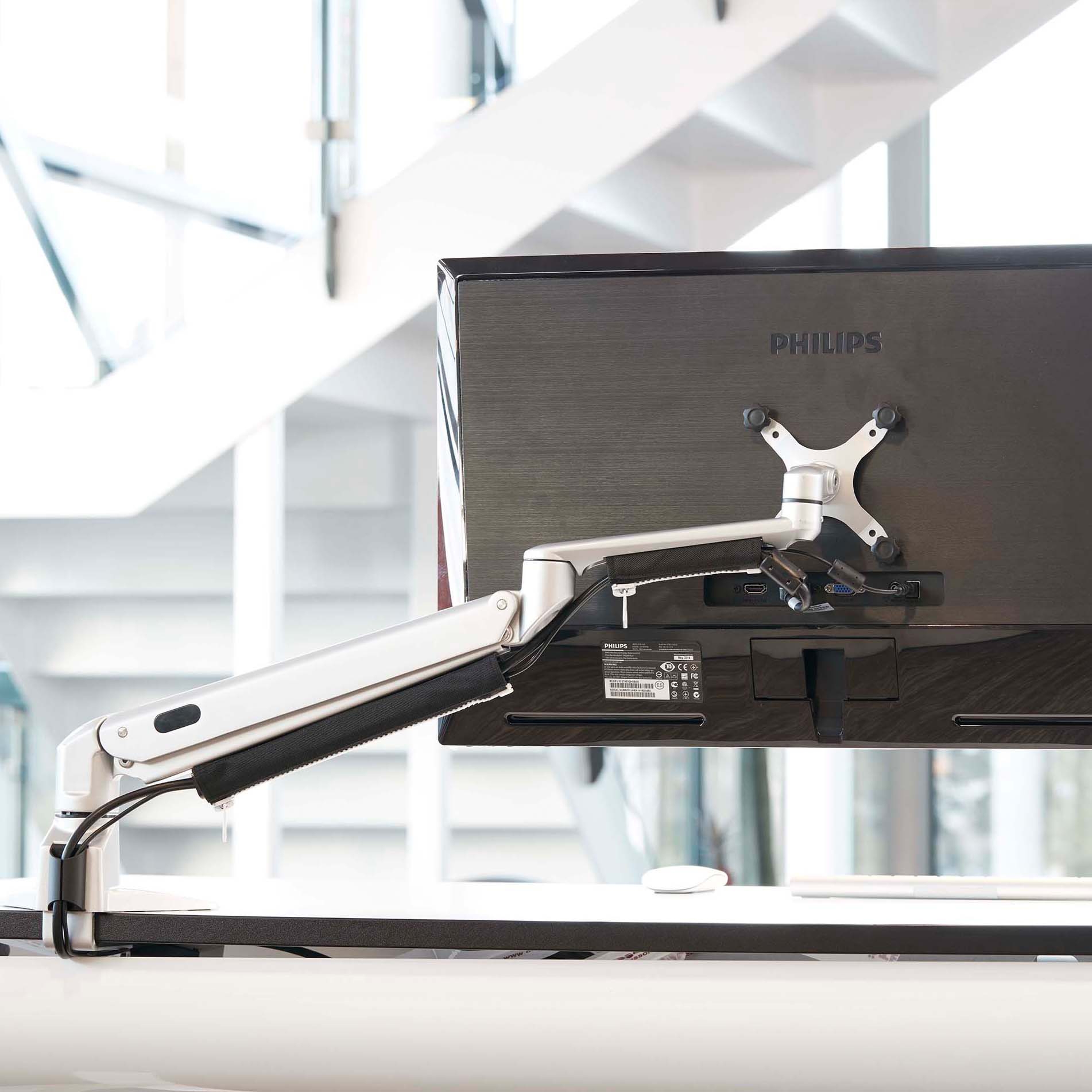 Mostra il prodotto ZAP Monitor arm del produttore Götessons