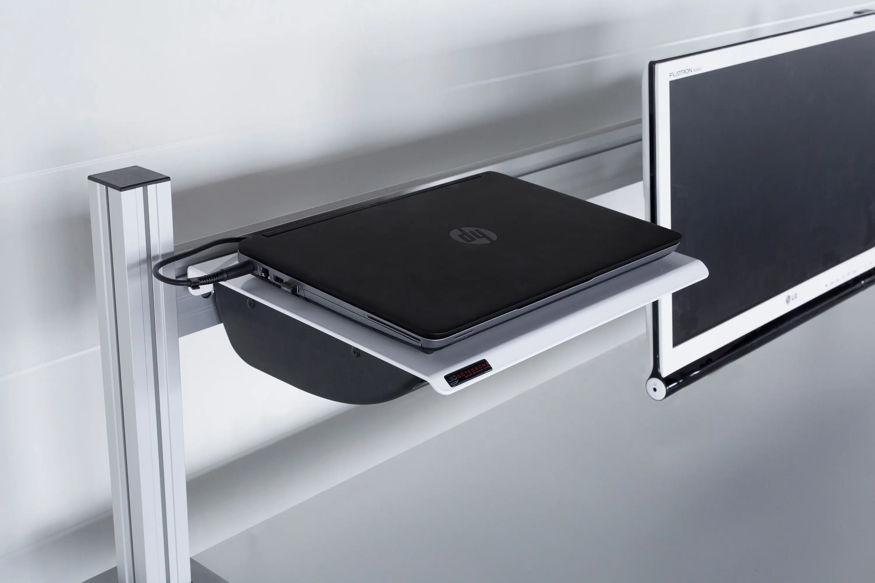 Götessons - Power Shelf