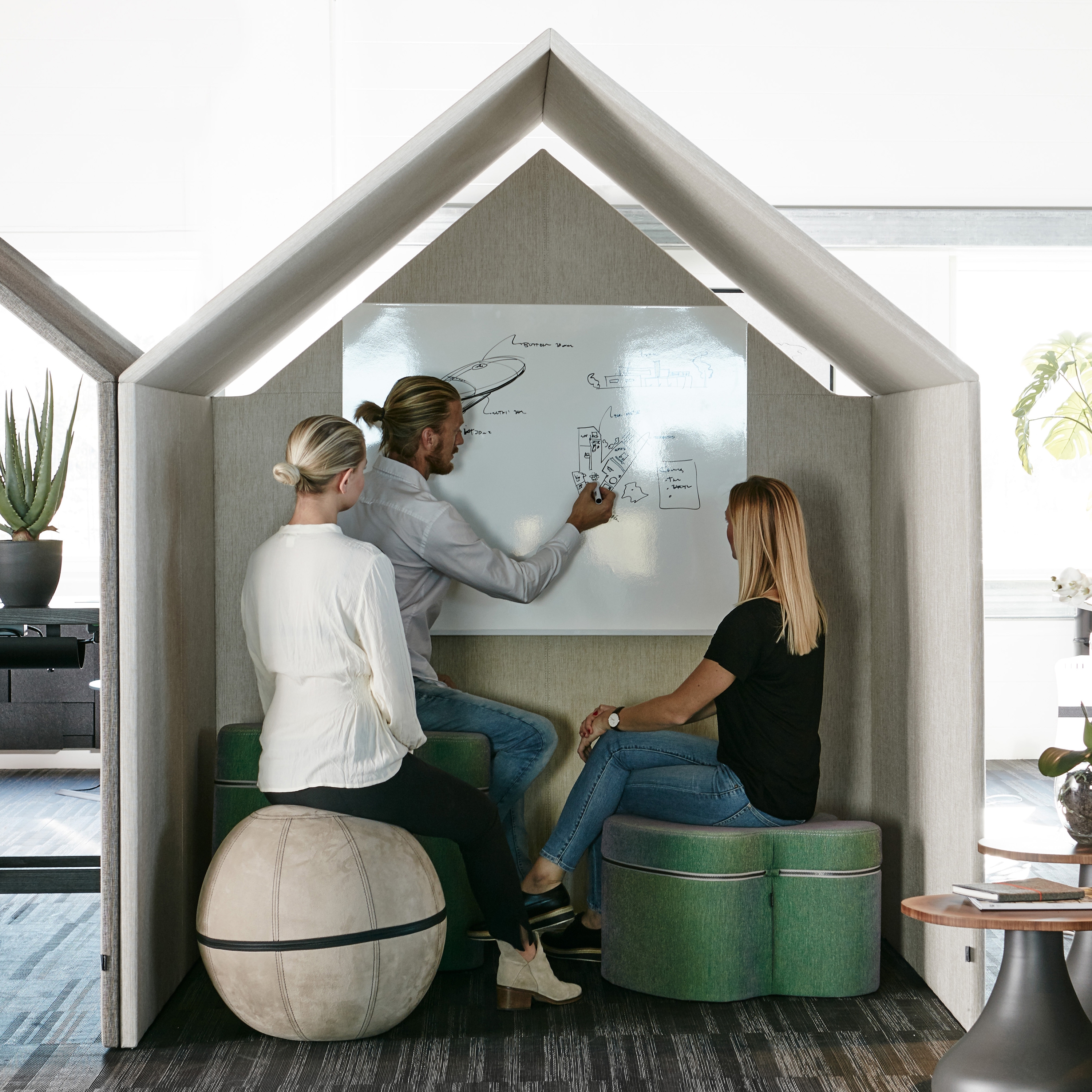 Mostra il prodotto The Hut Whiteboard del produttore Götessons