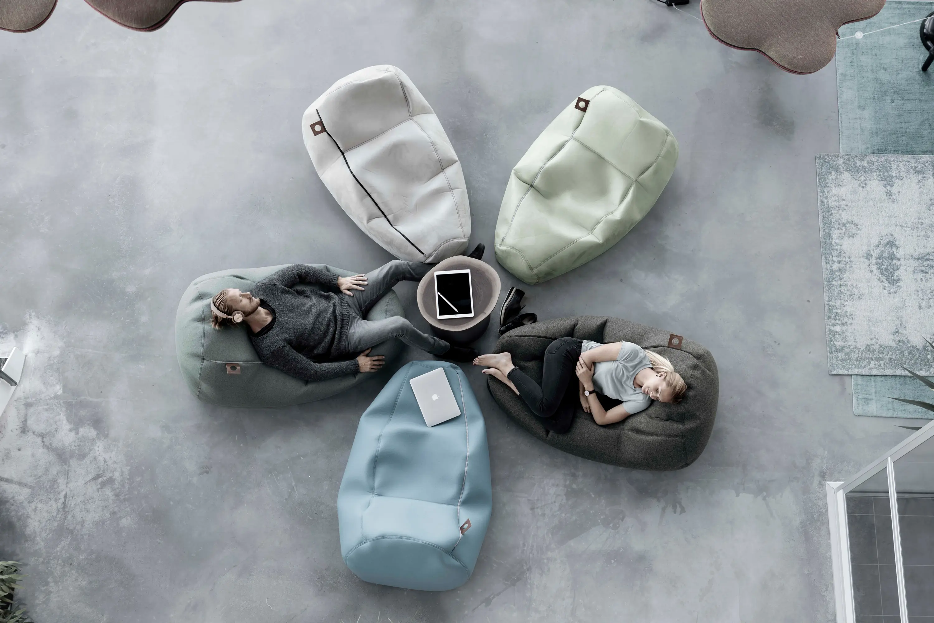 Götessons - Office Nap