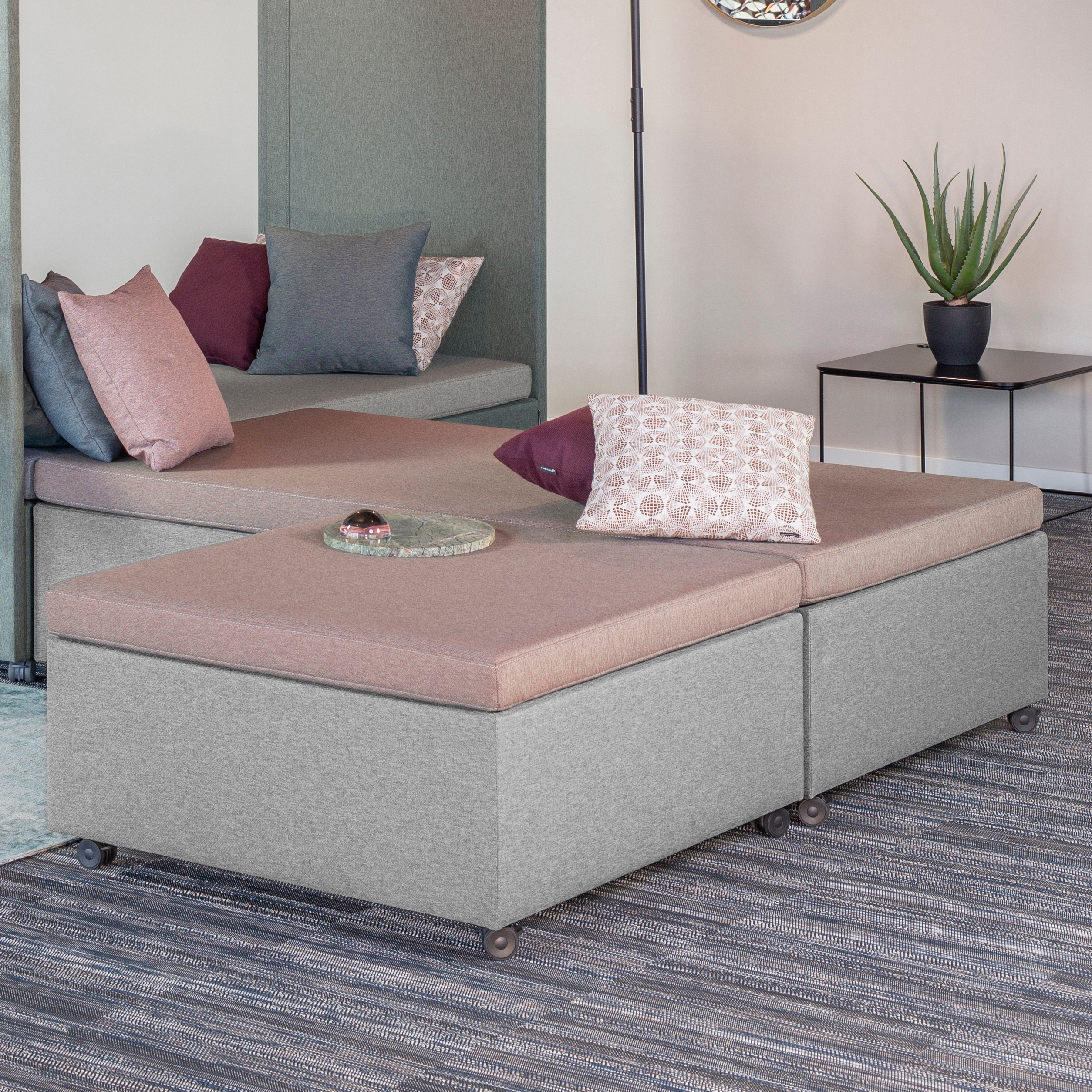 Mostra il prodotto Square Bench + Square Bench Cover del produttore Götessons