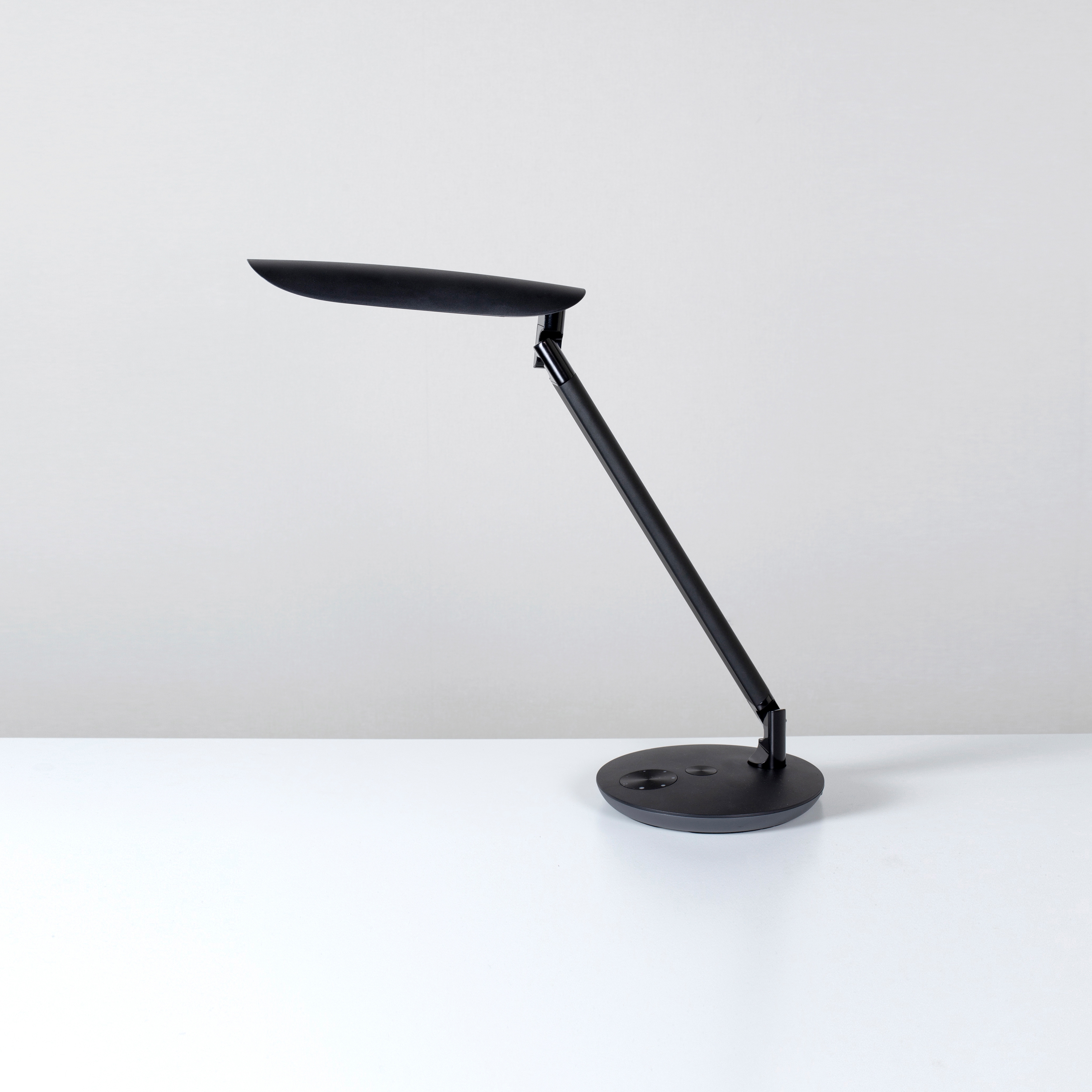 Vertoon produk Funkia LED Lamp van vervaardiger Götessons