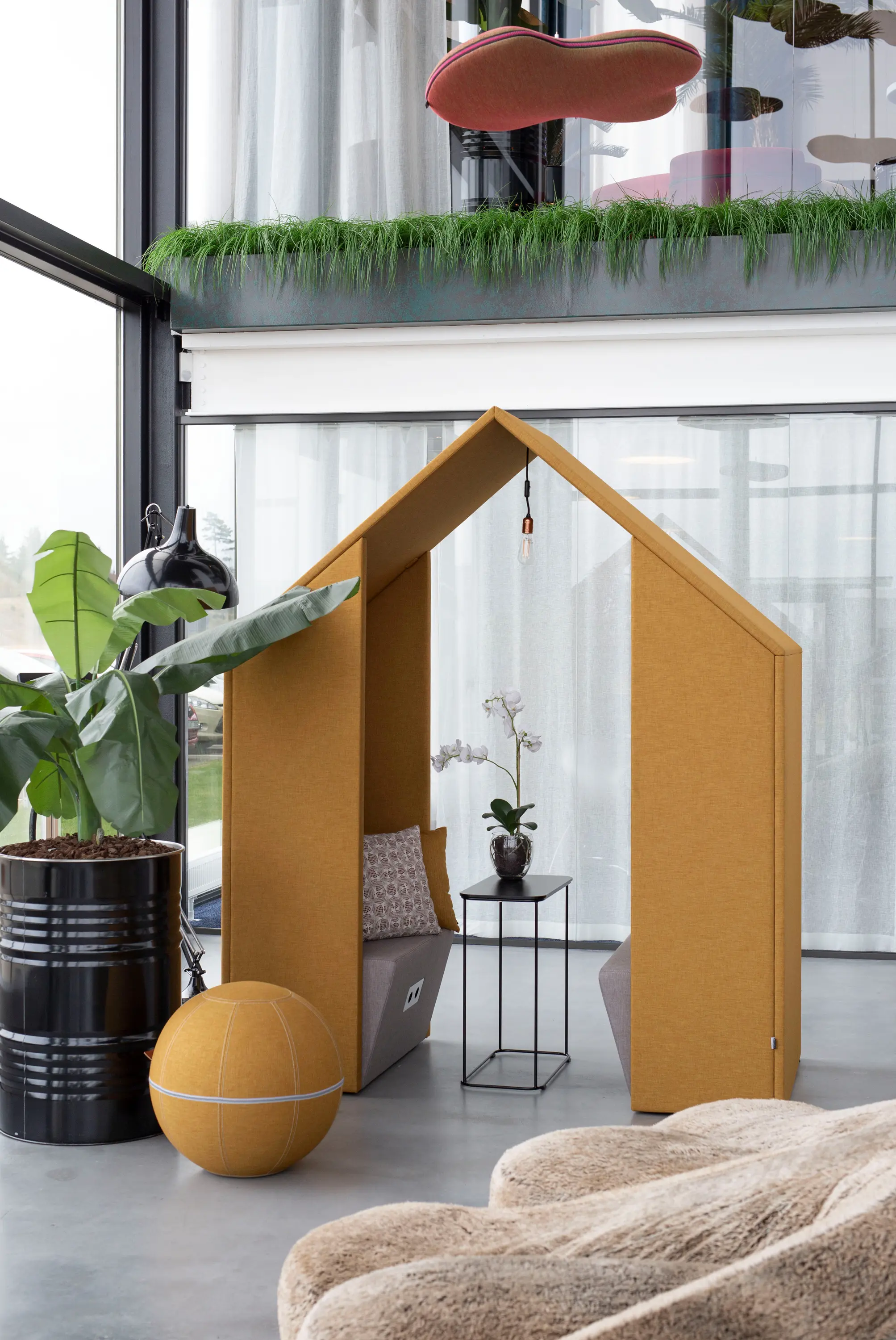 Götessons - Open Hut / Open Half a Hut