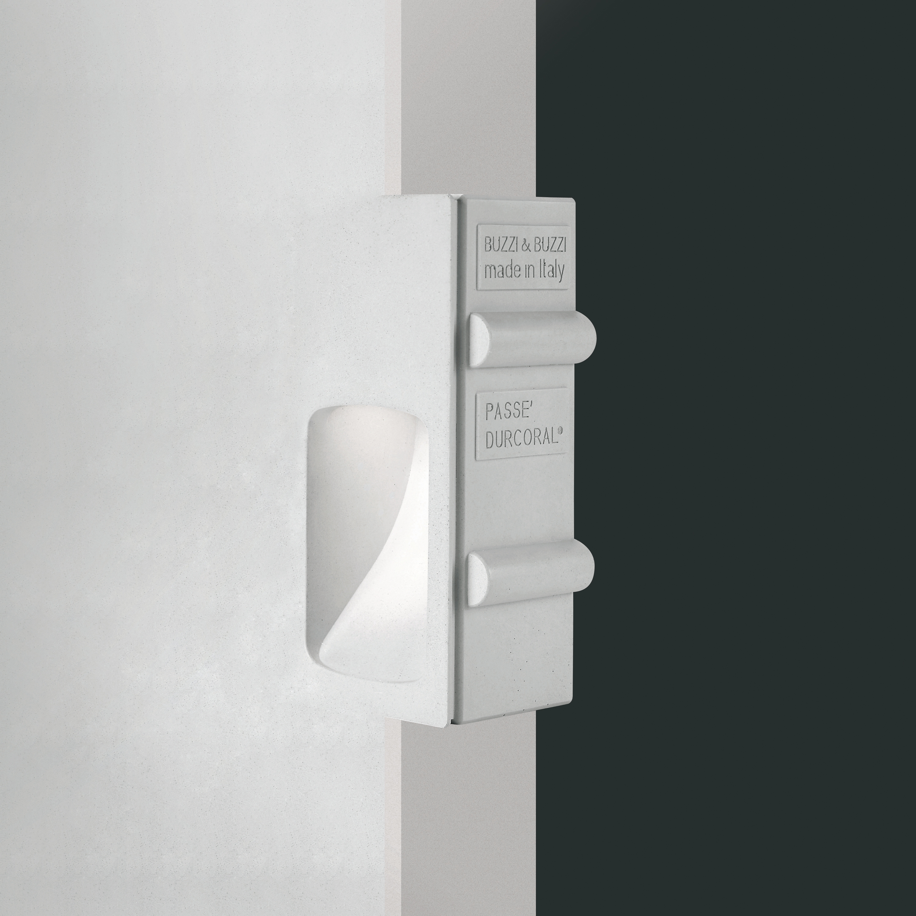Display product Passé IP65 from manufacturer Buzzi & Buzzi